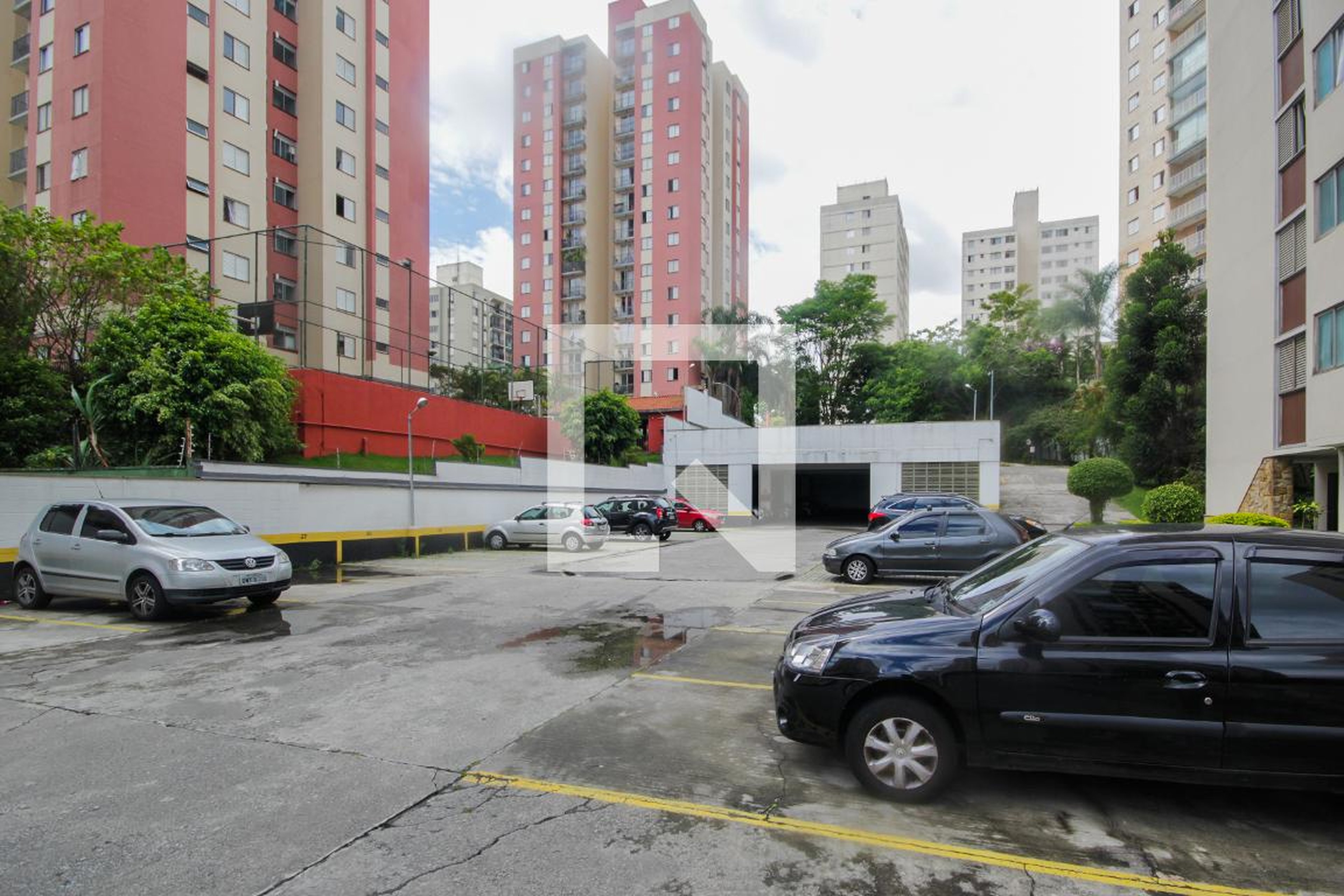 Estacionamento - Torres dos Ourives