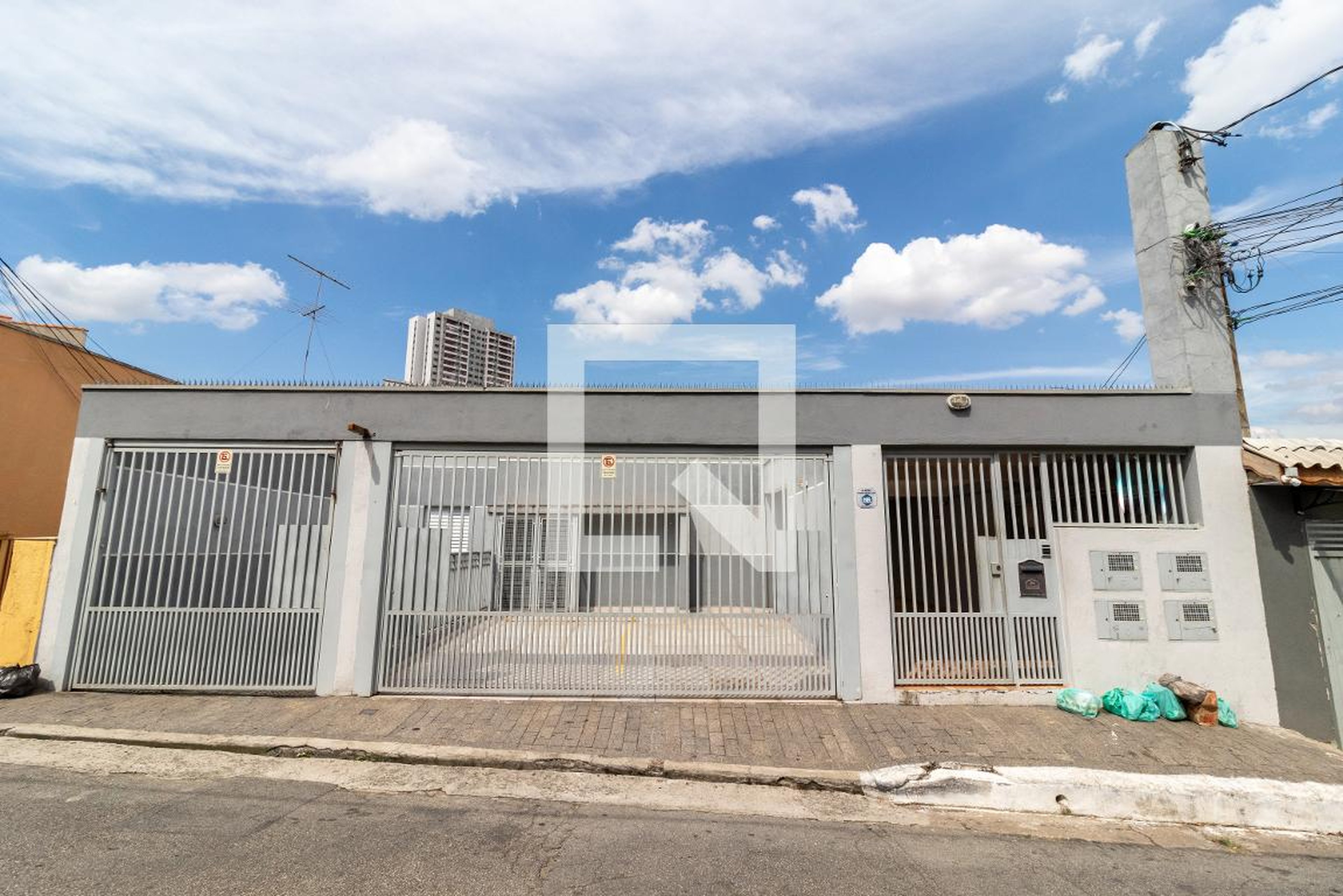 Fachada do Condomínio Condomínio Ponte Pensa