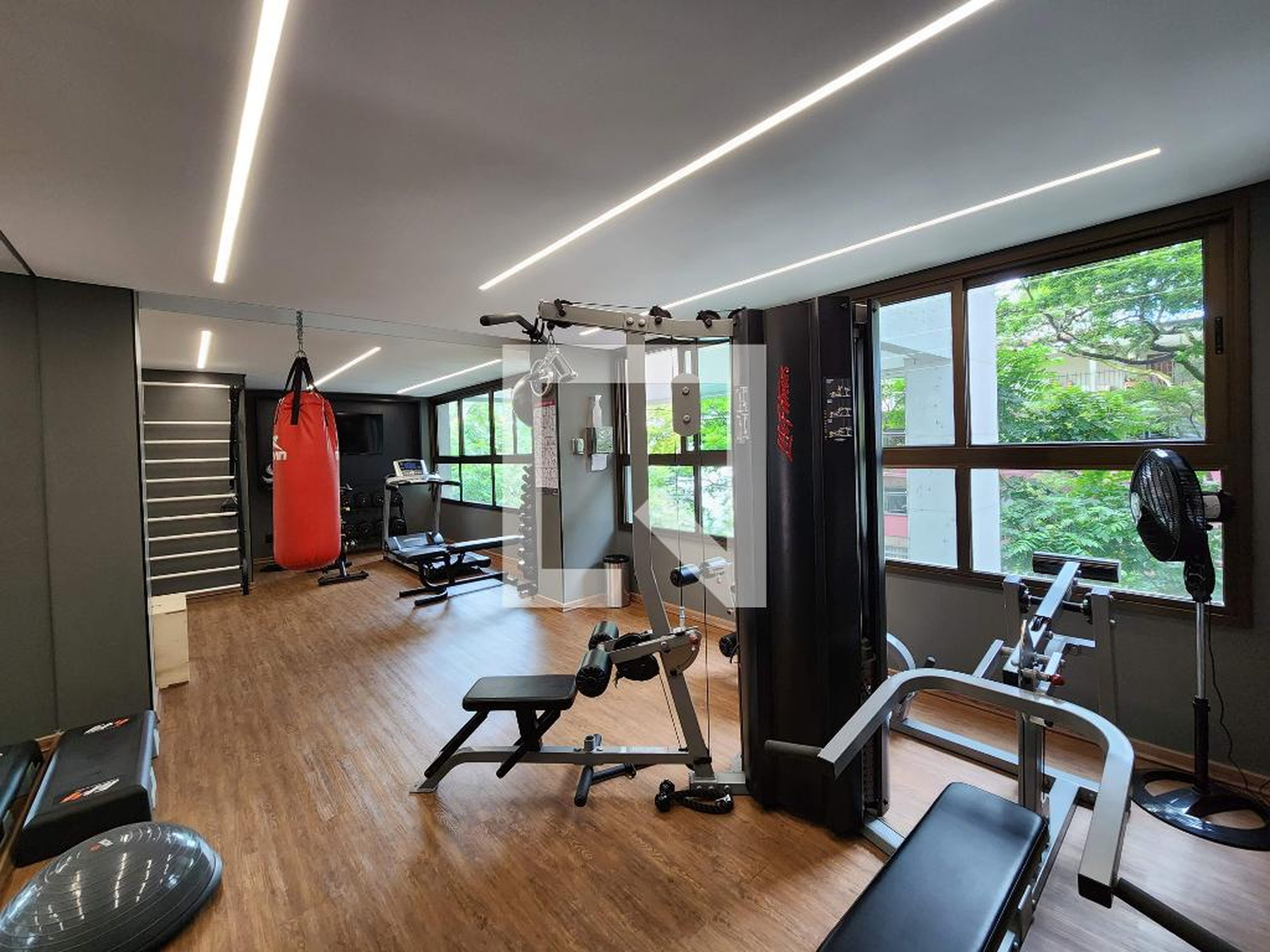 Academia - Edifício Ephigenia Pereira da Silva Pessoa de Mendonca