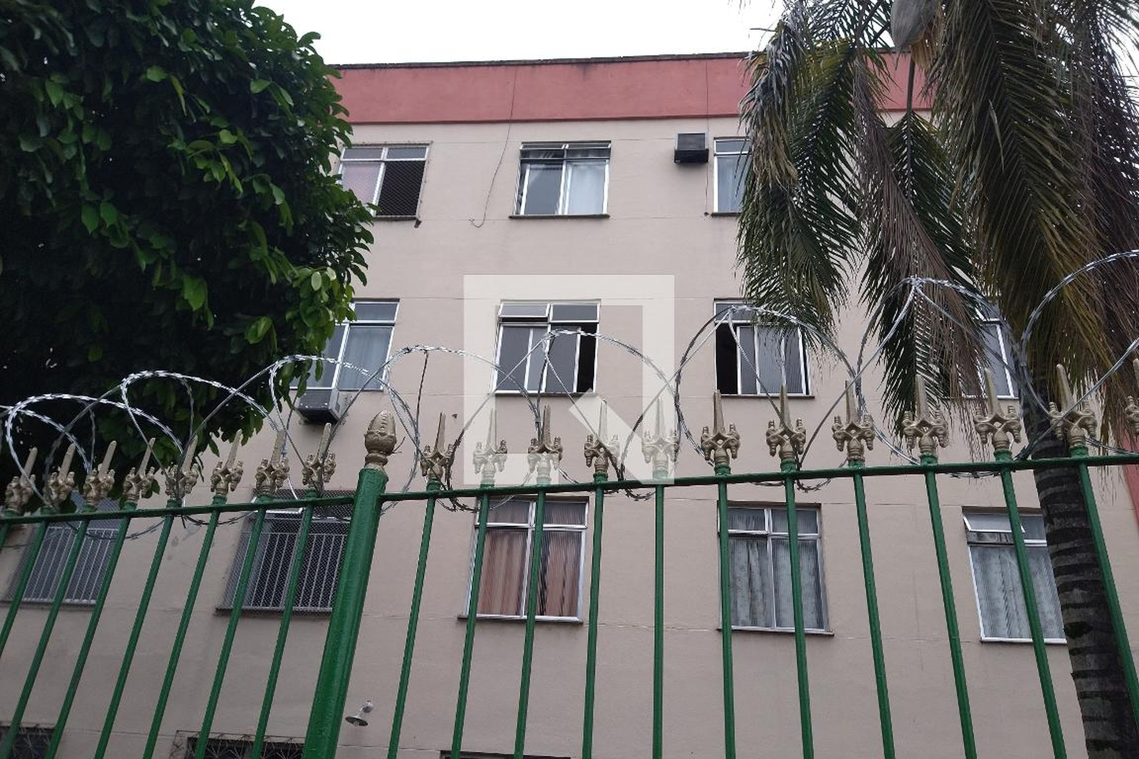 Fachada do Prédio Condomínio em Rua Cândido Benício, 314