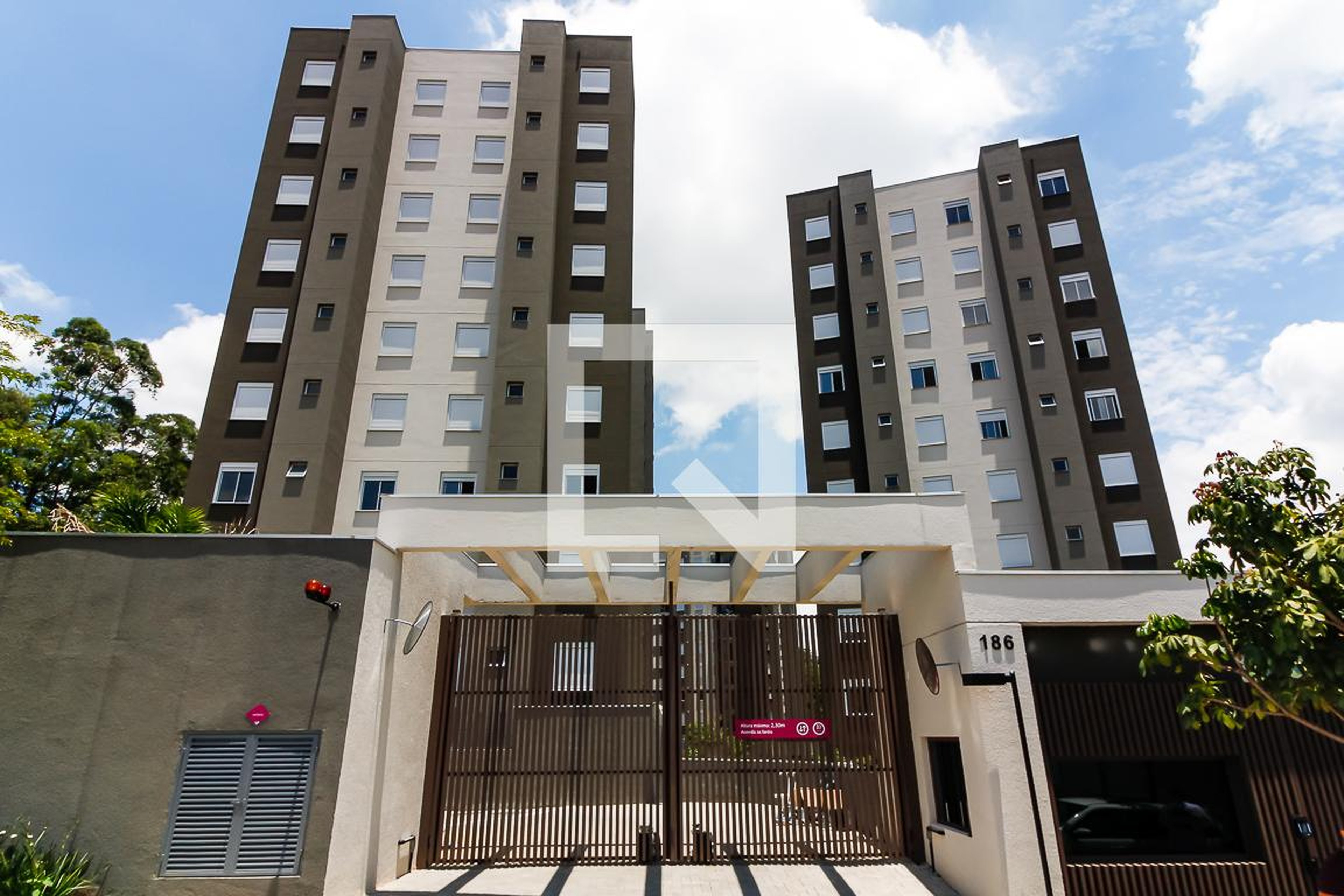 Fachada do Condomínio Condomínio Vivaz Cantareira