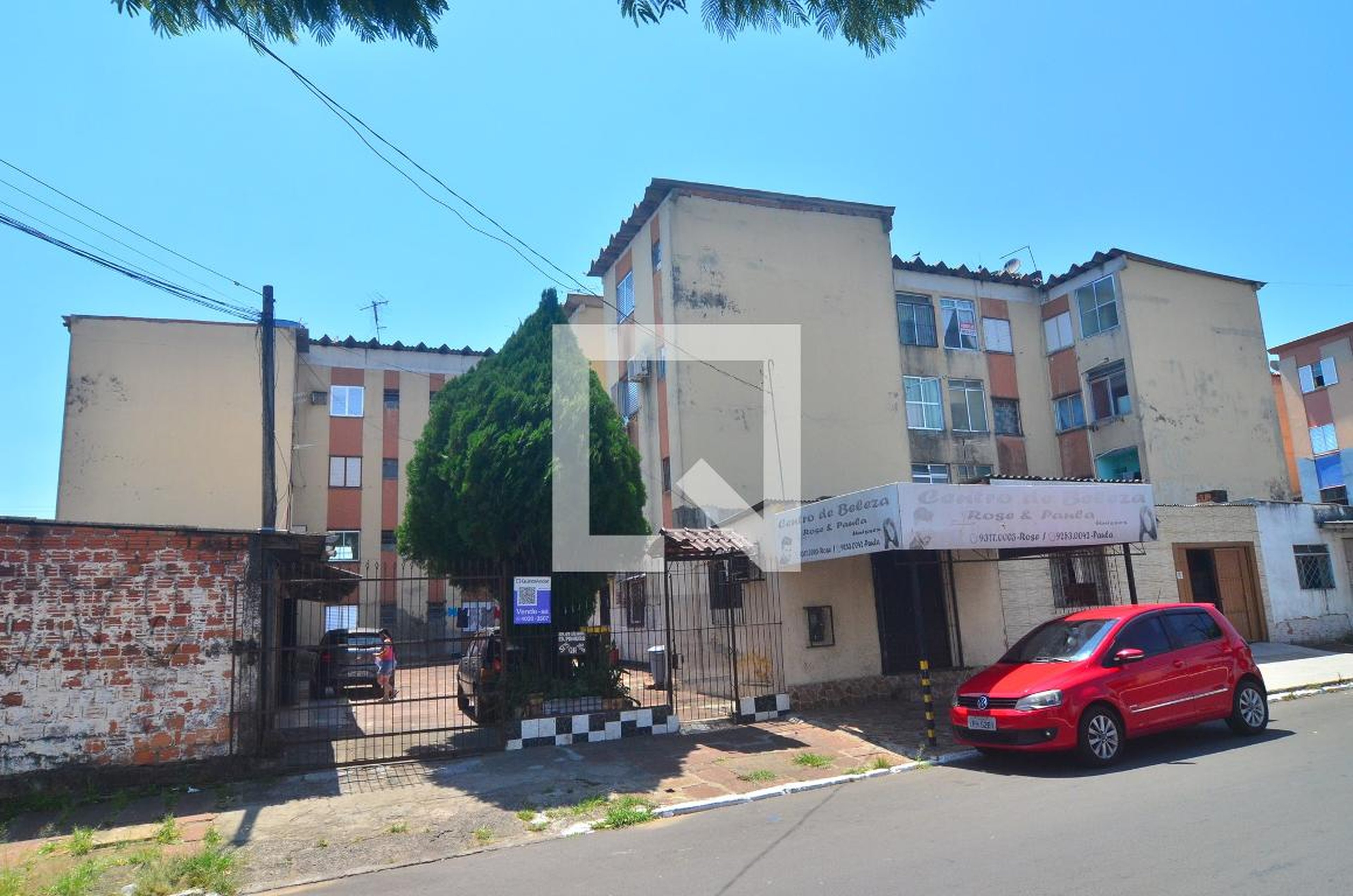 Fachada Condomínio em Rua Oitenta Cinco (setor 5 - Quadra H, 5