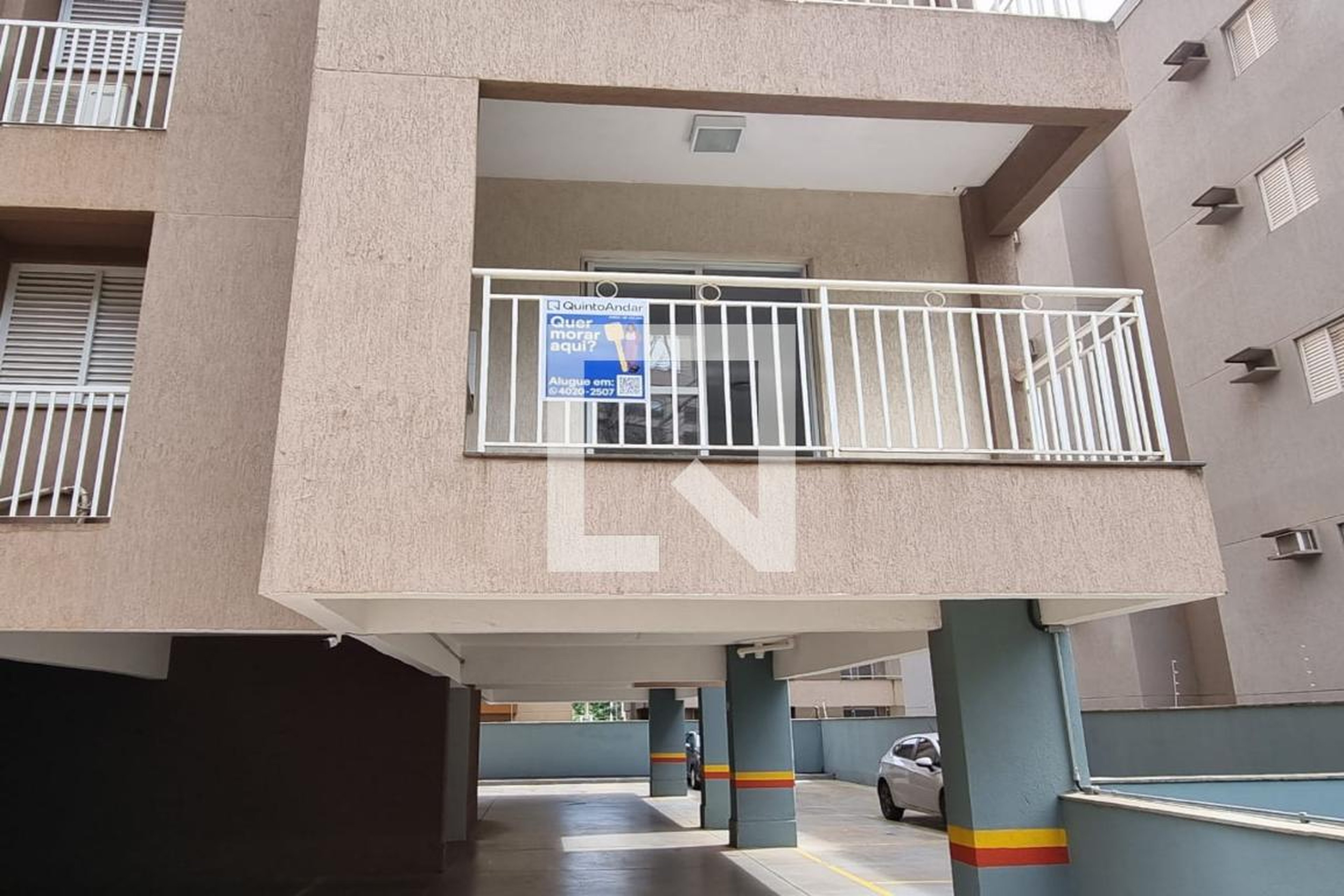 Prédio Condomínio Dalai