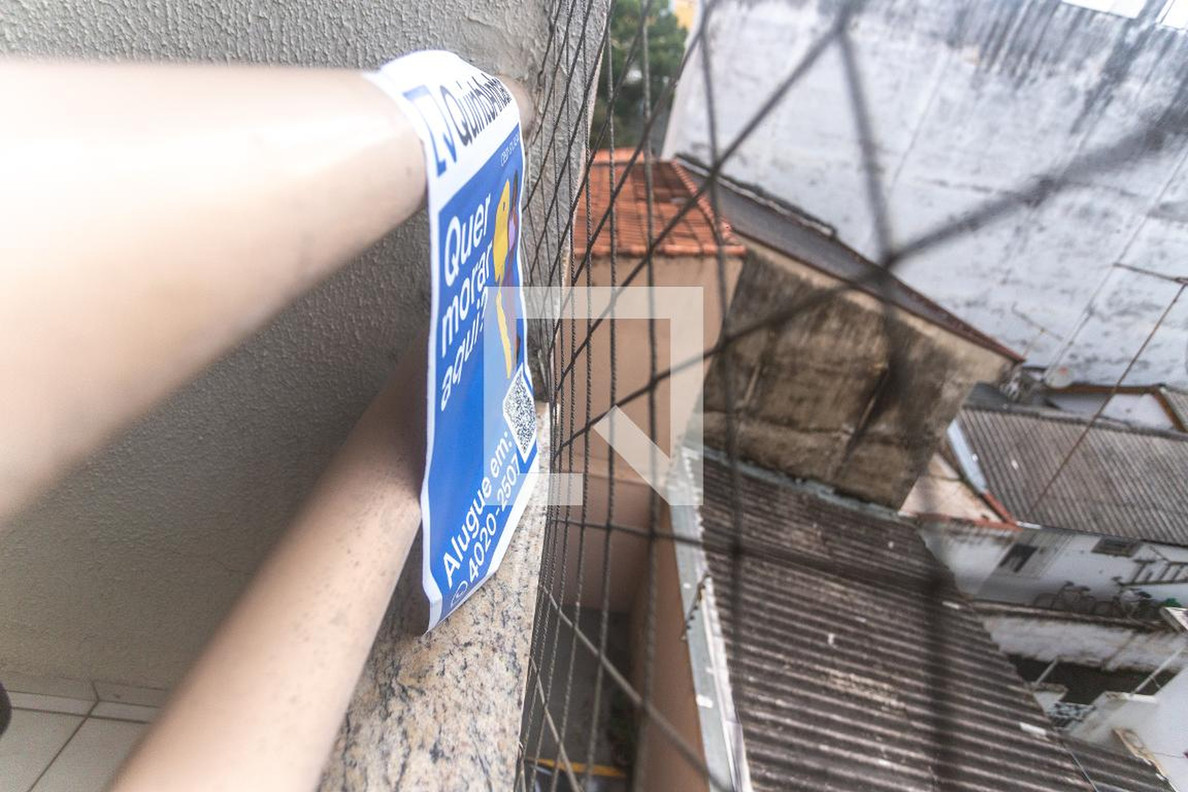 Fachada Condomínio em Rua Leão XIII, 295