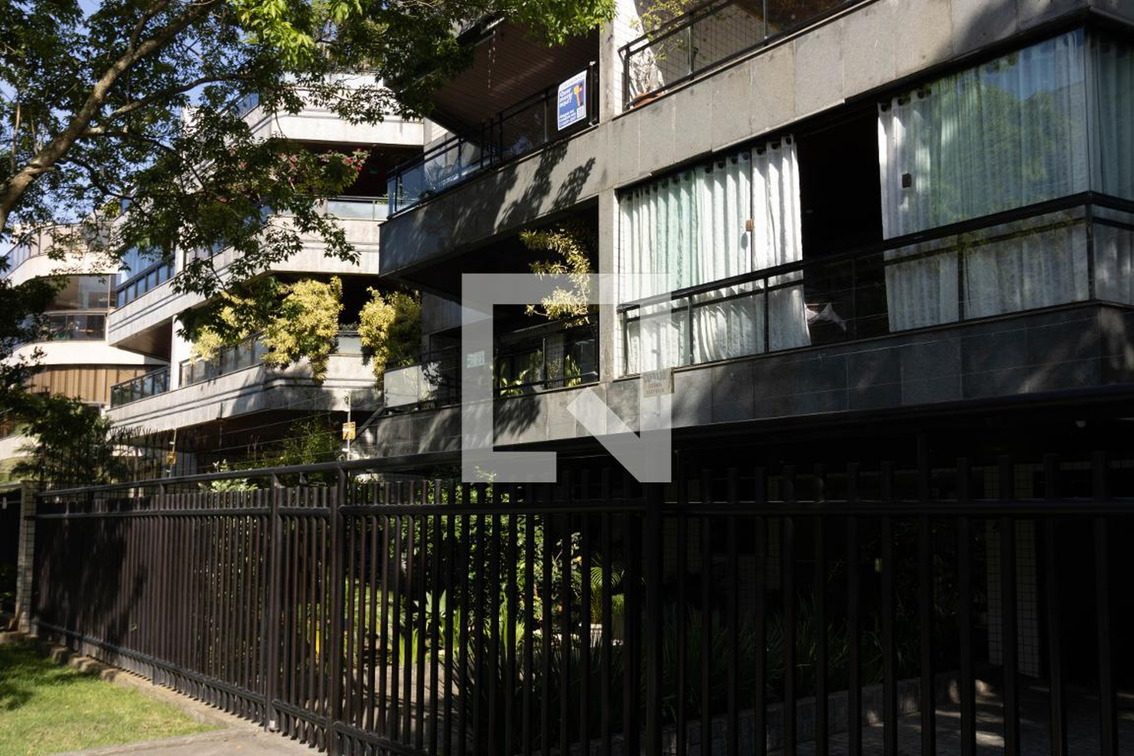 Fachada do Prédio Condomínio Bonne Chance