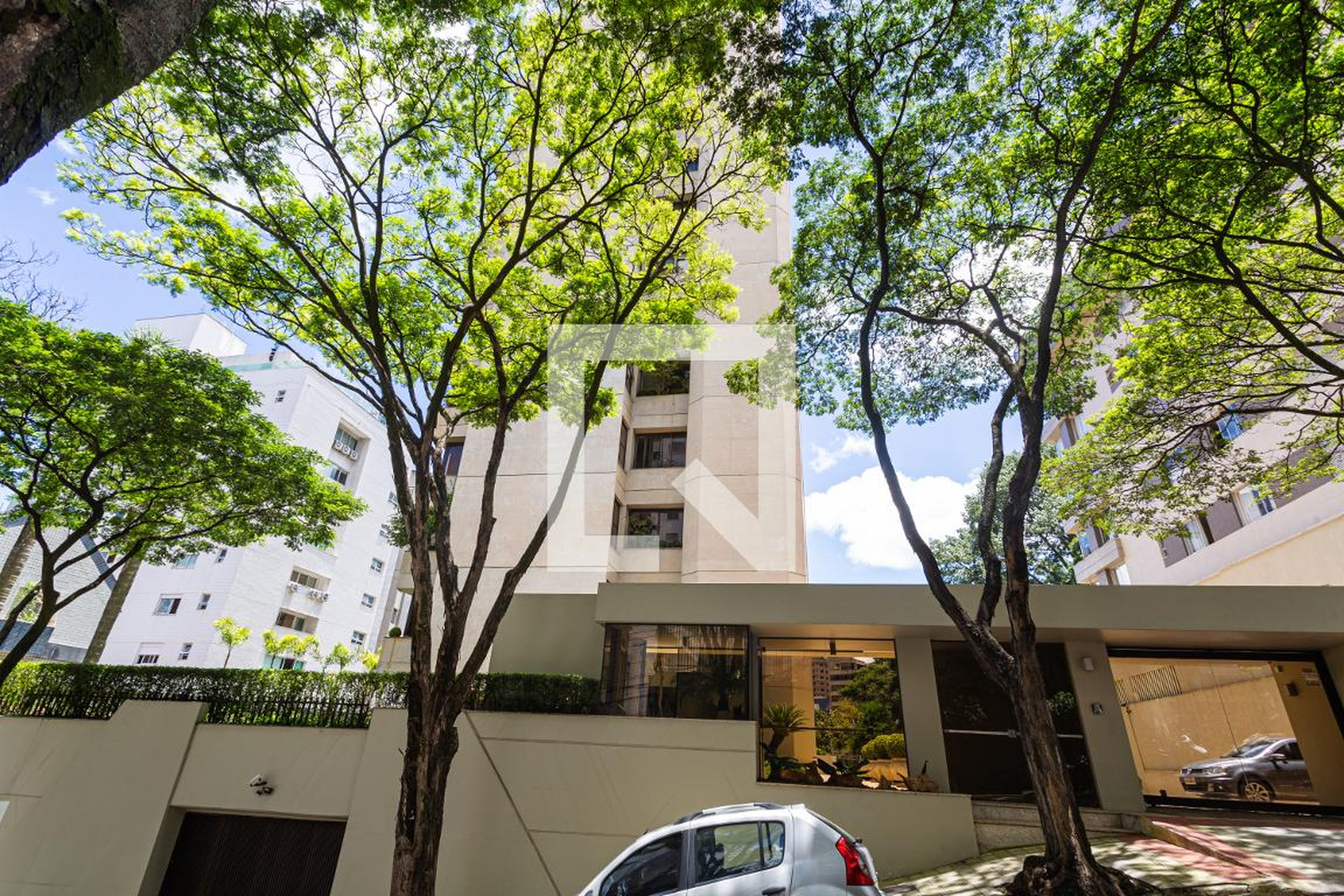 Fachada Edifício Parque dos Bandeirantes