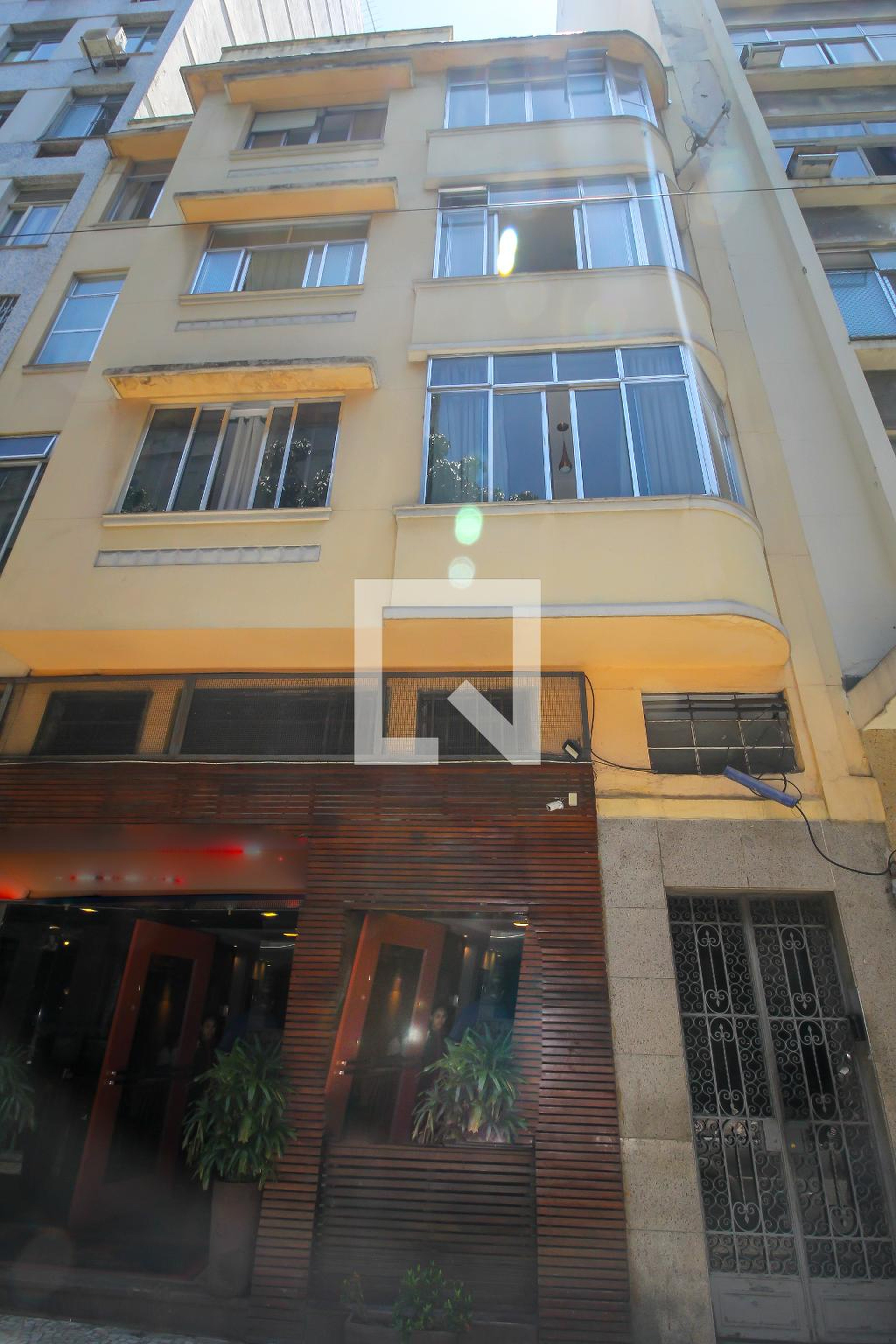 Fachada do Prédio Edifício Meirinho