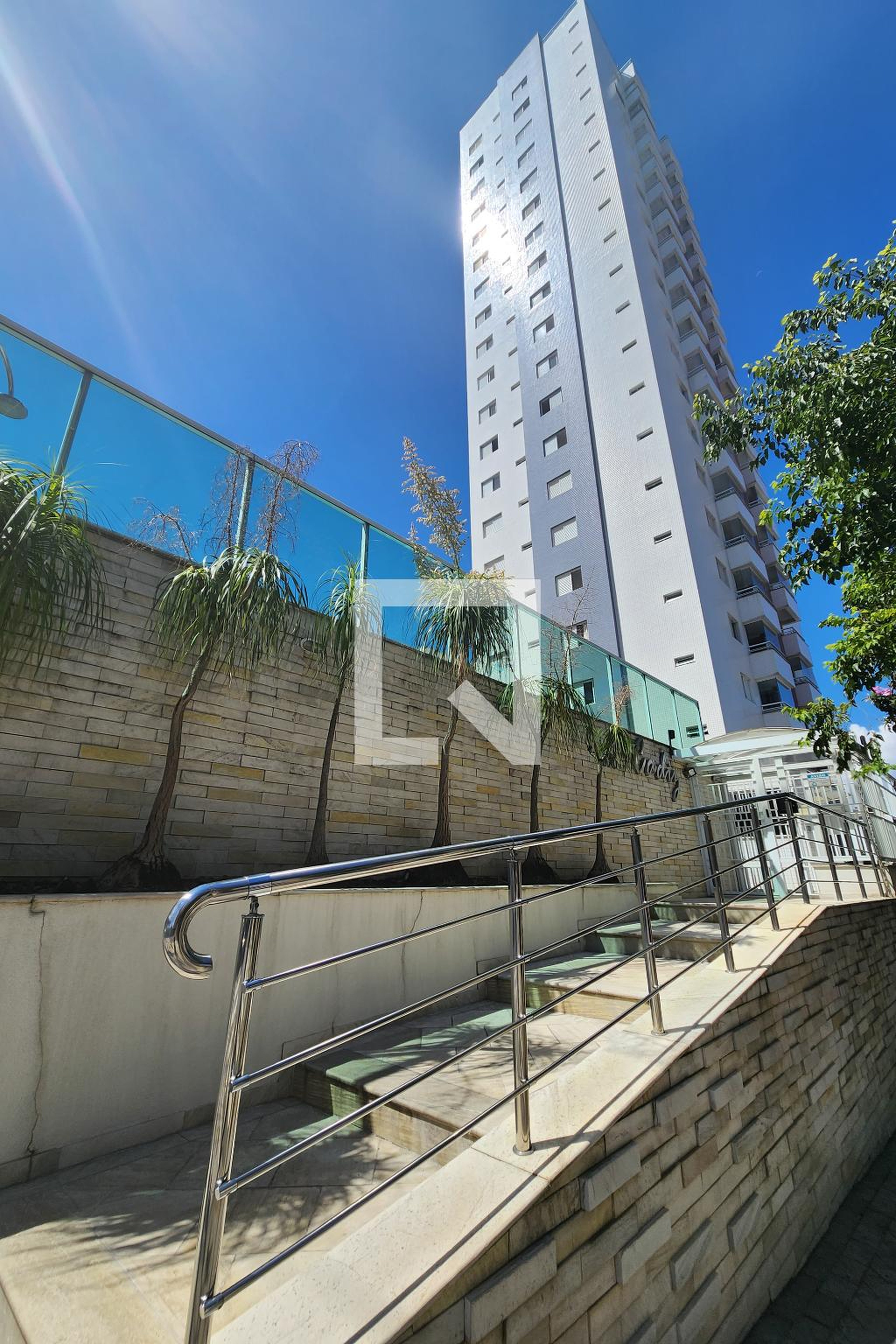 Fachada Condomínio Cadiz