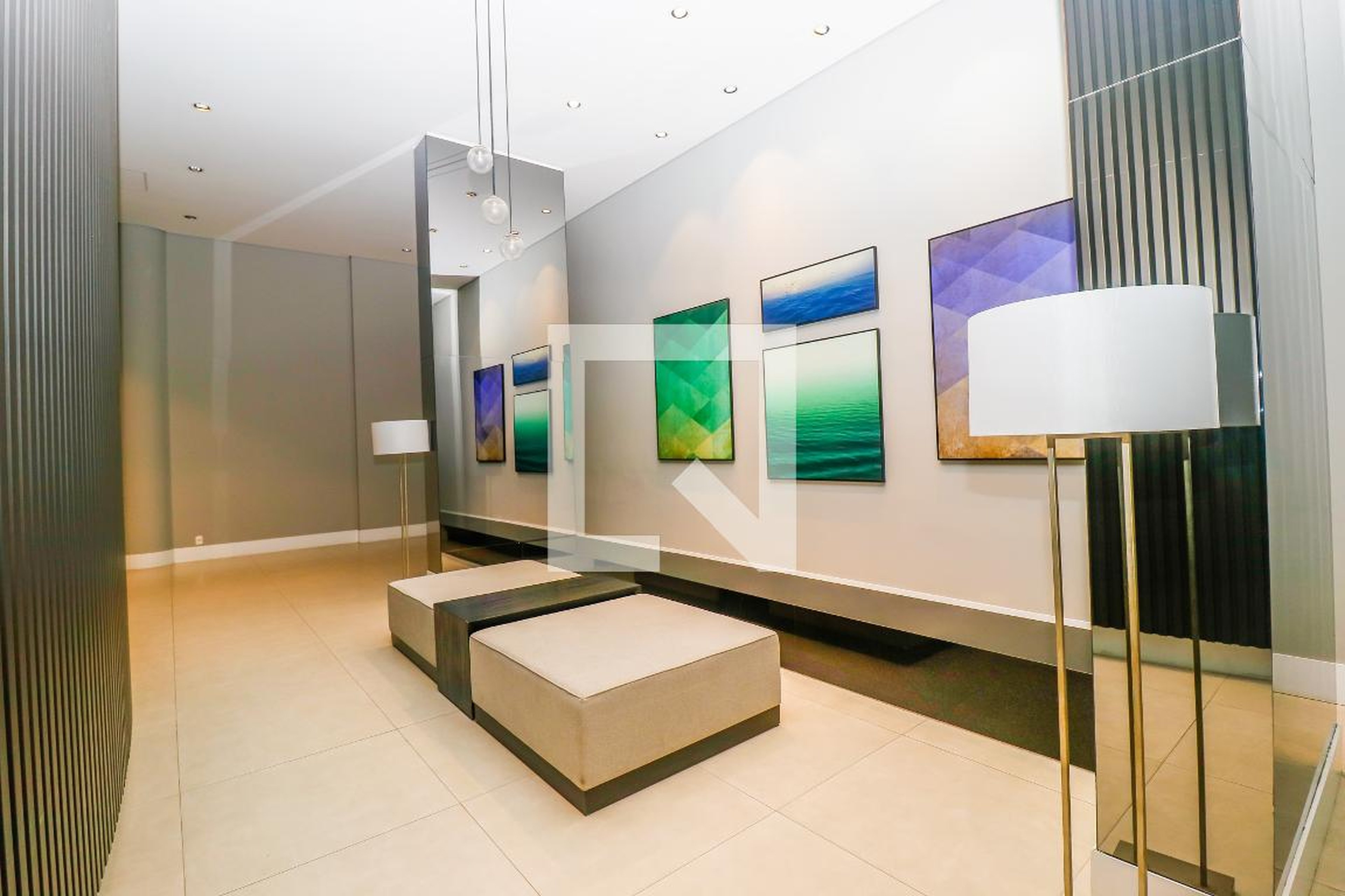 Hall de entrada - Must