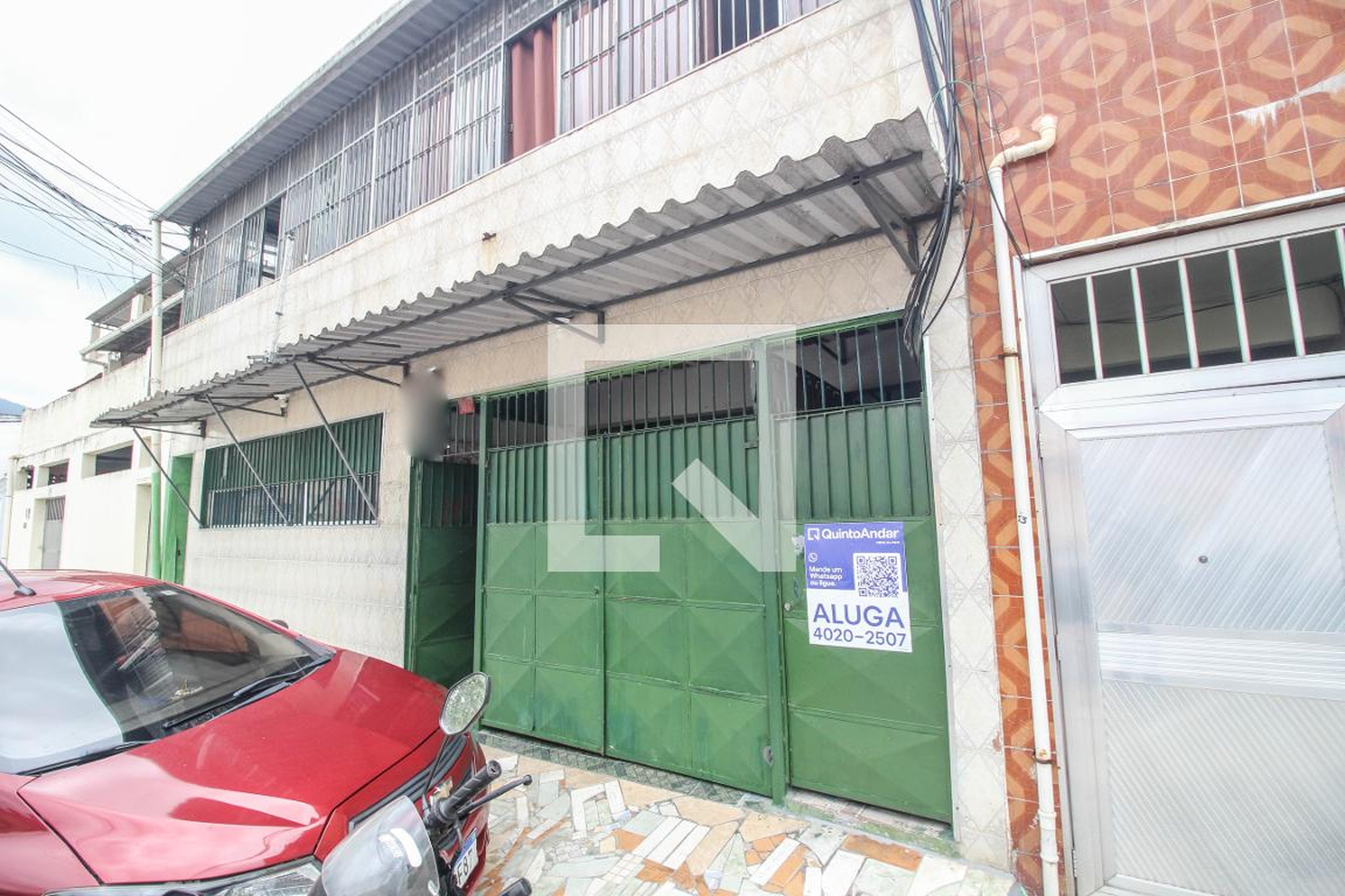 Fachada Condomínio em Rua José Alves, 239