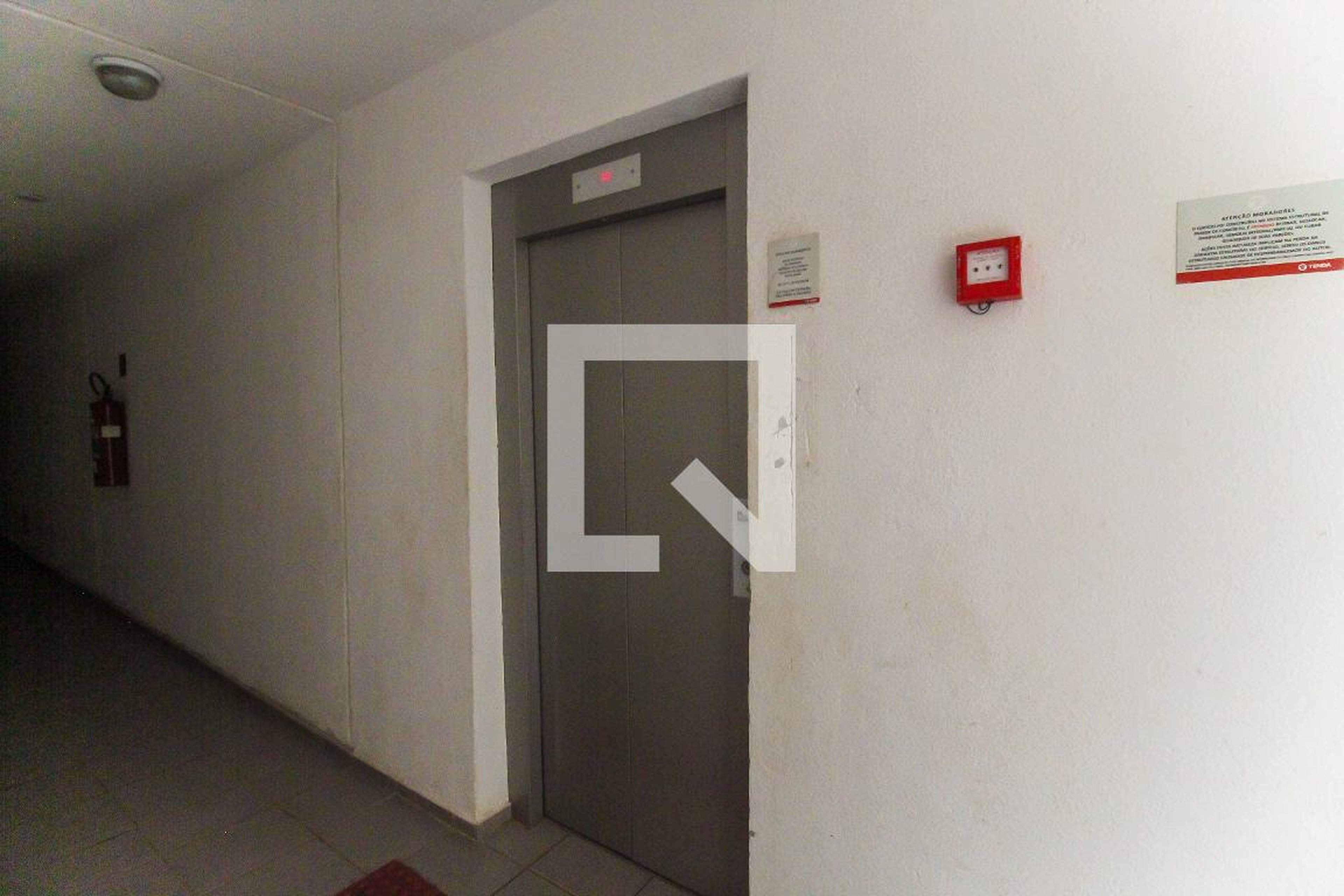 Elevador - Residencial Jardim Romano