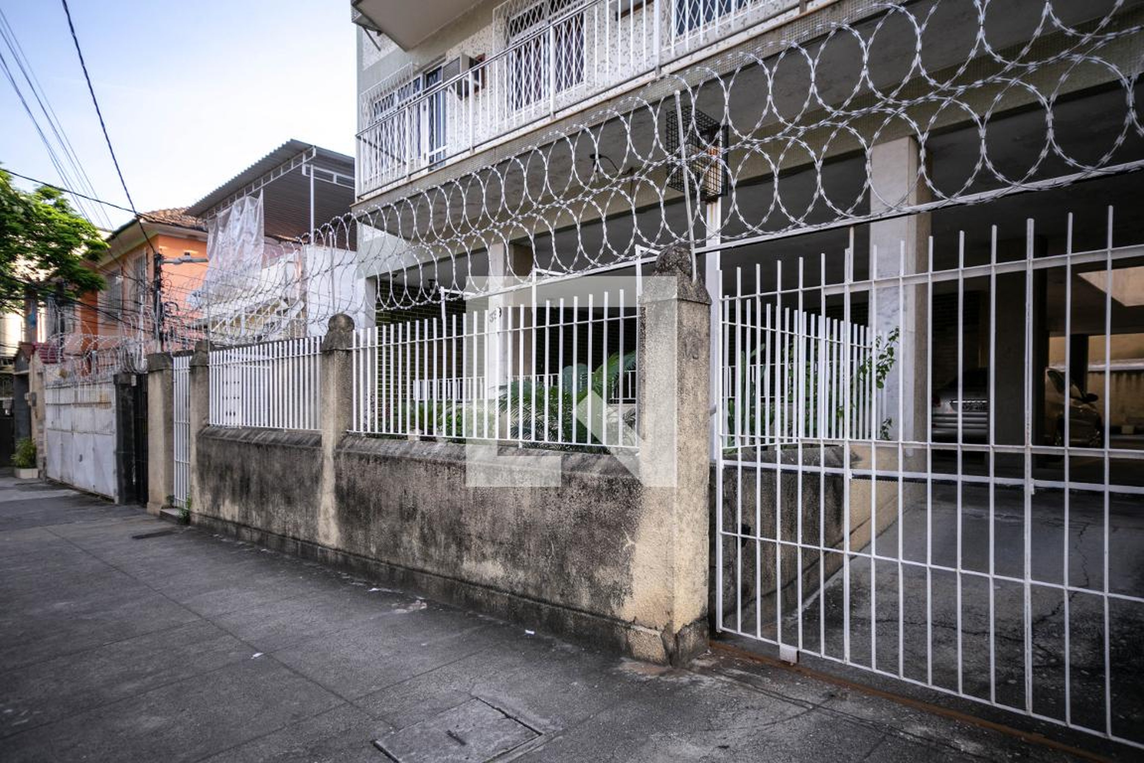 Fachada Condomínio em Rua Doutor Niemeyer, 399