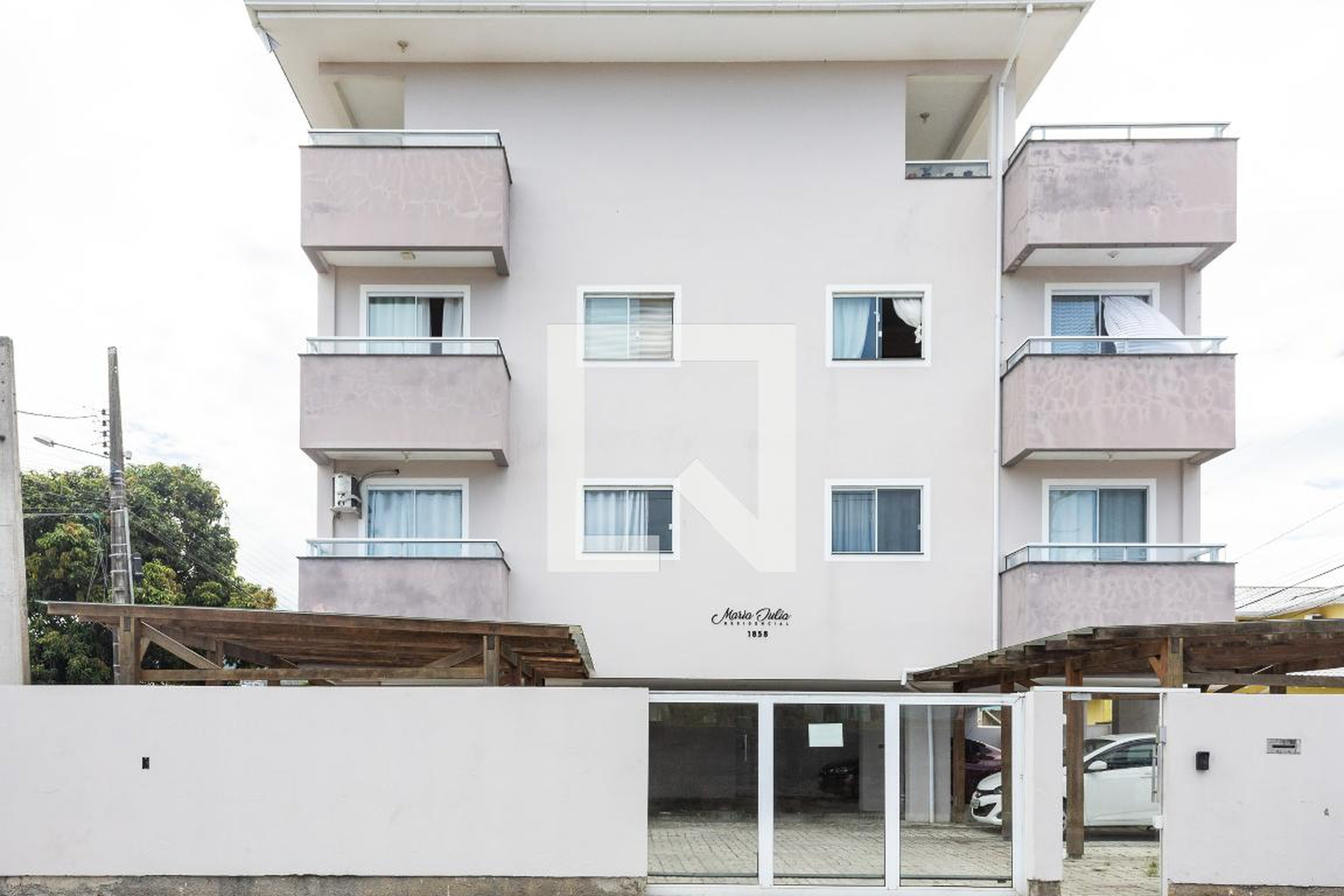 Fachada do Prédio Condomínio Maria Júlia