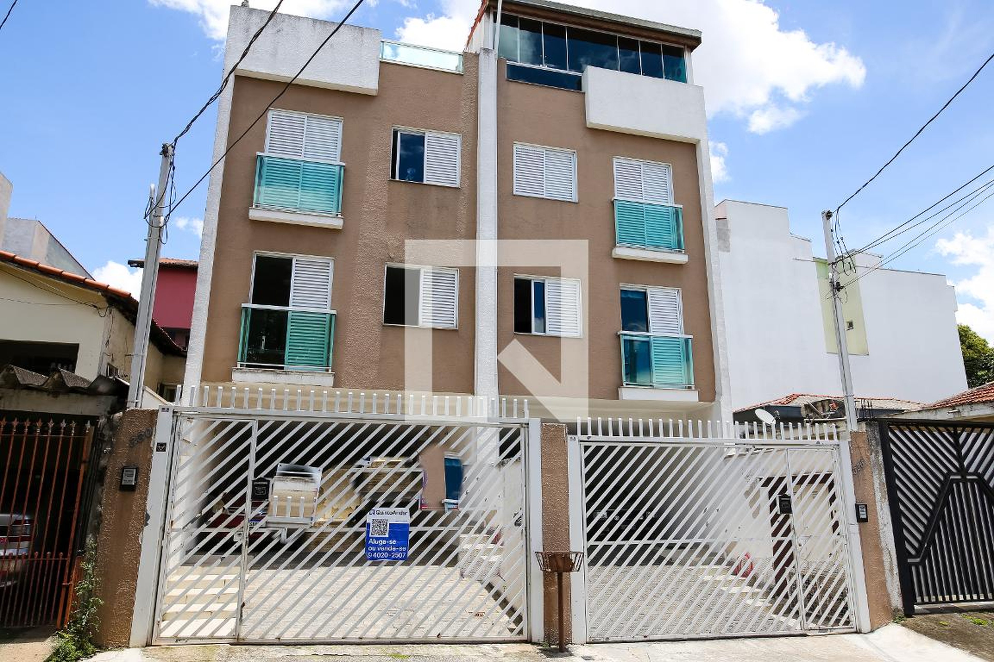 Fachada Condomínio em Rua Presidente Washington Luís, 330