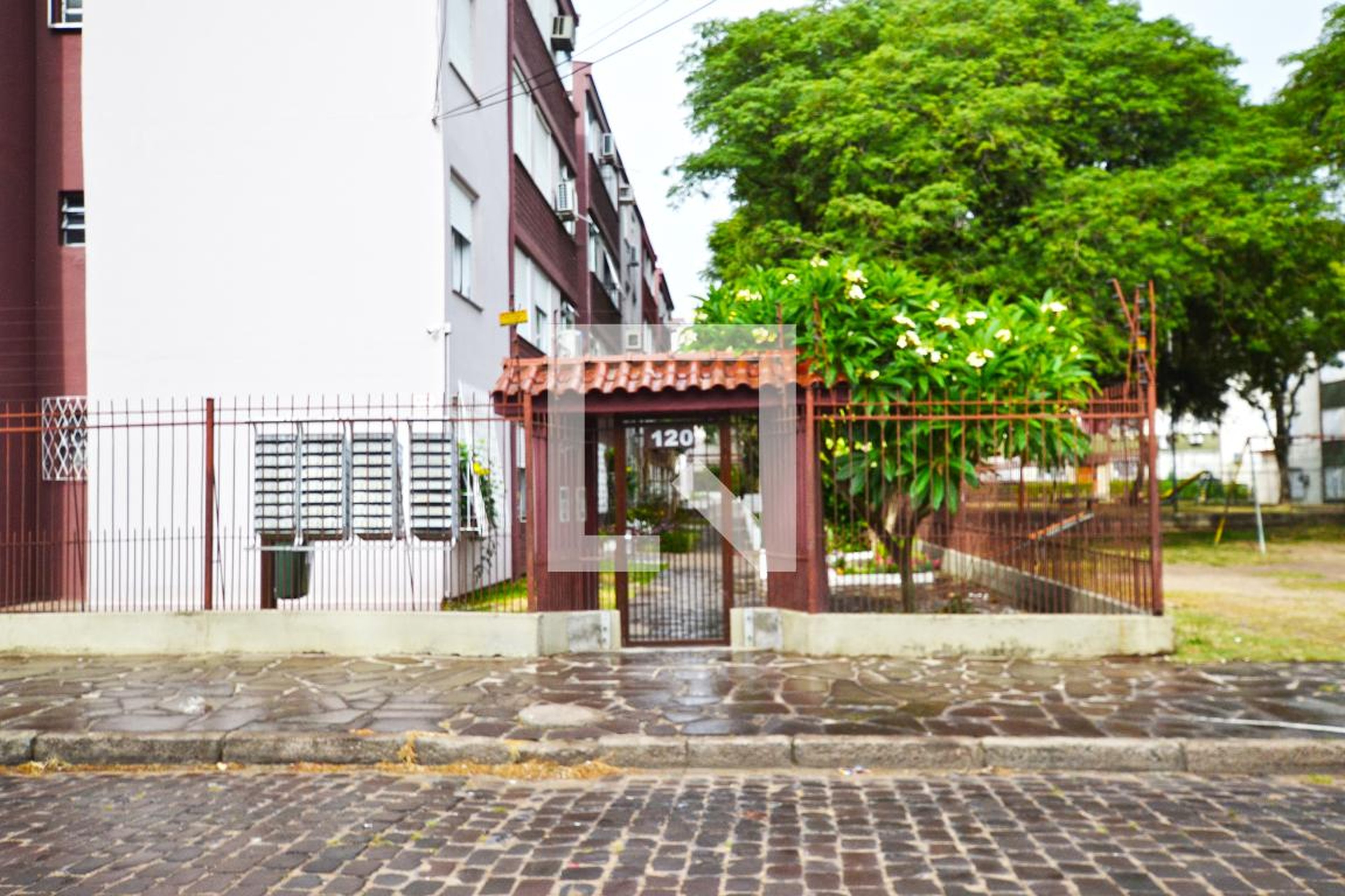 Fachada Condomínio Paineiras