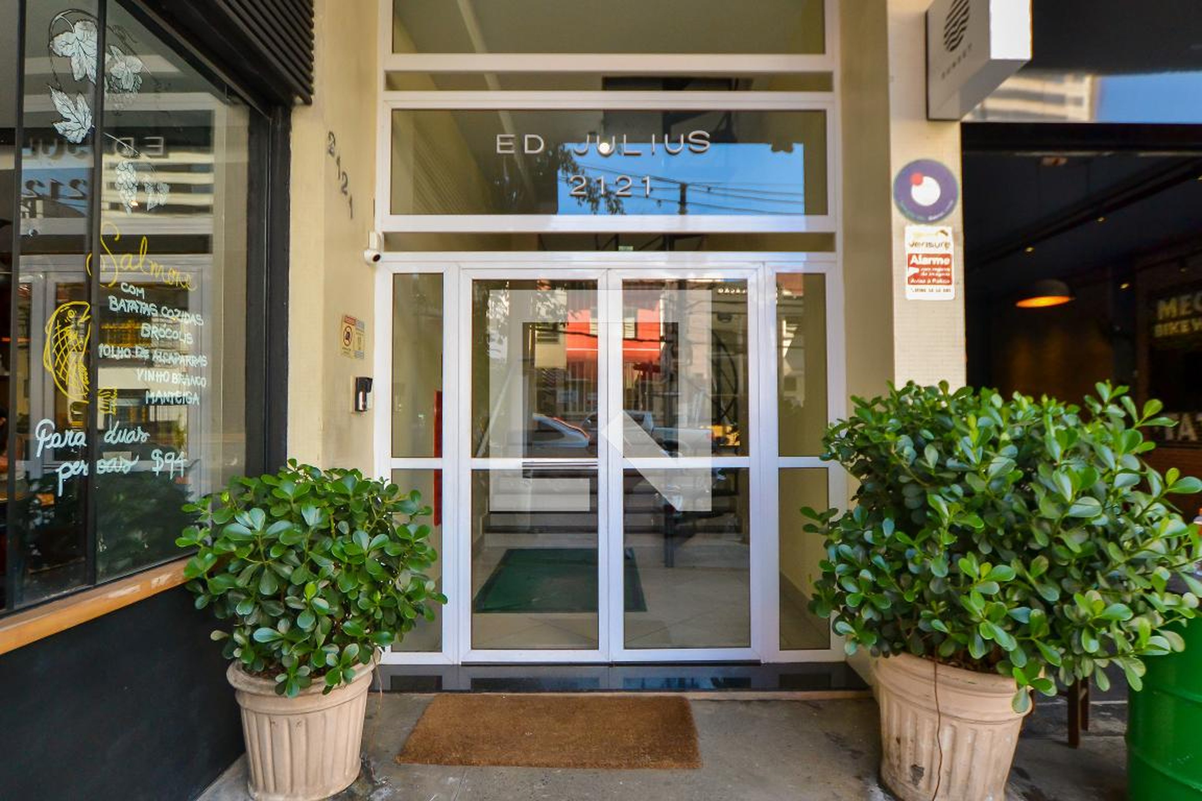 Entrada - Edifício Julius