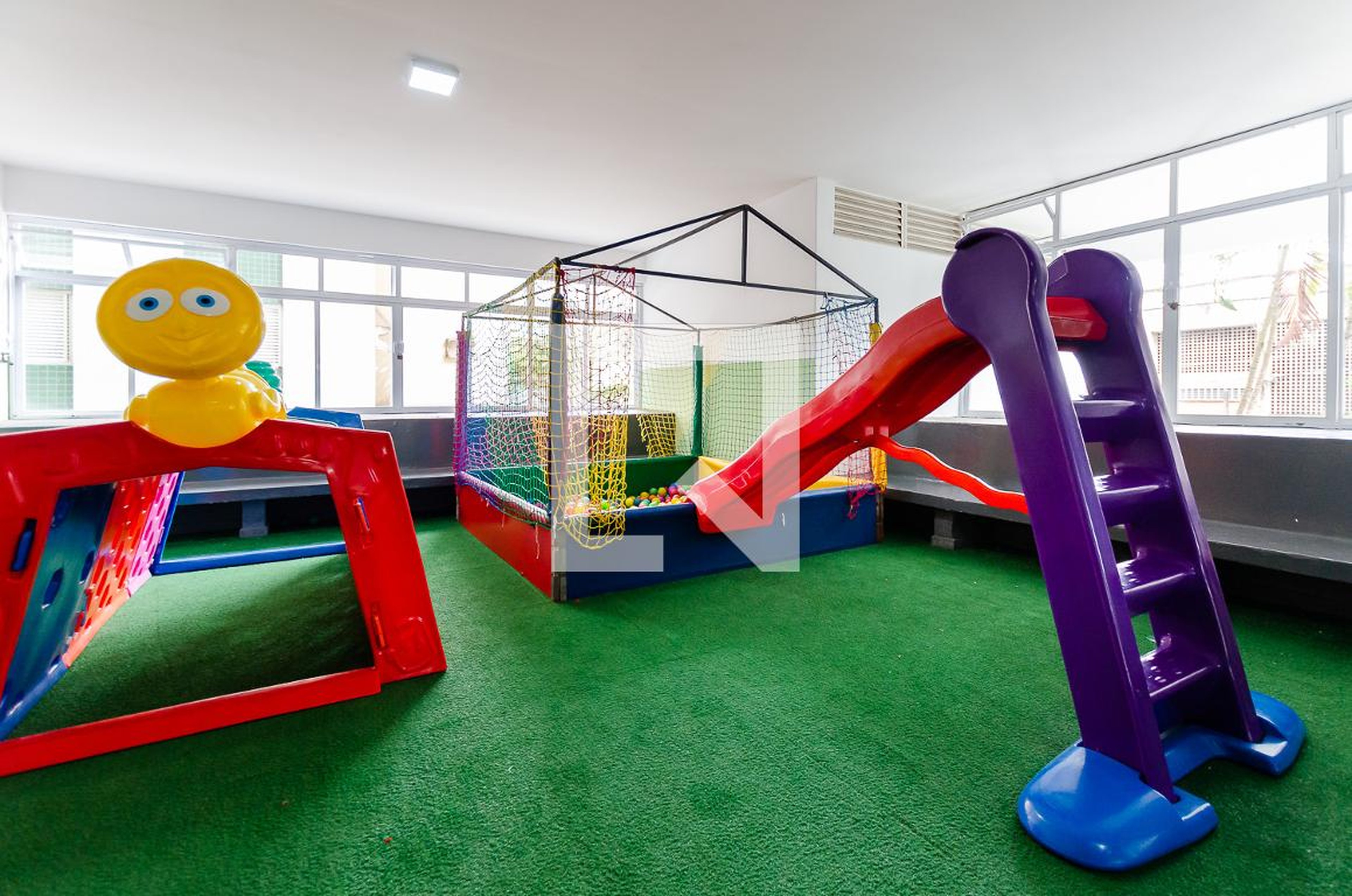 Playground - Paineira e Manacá