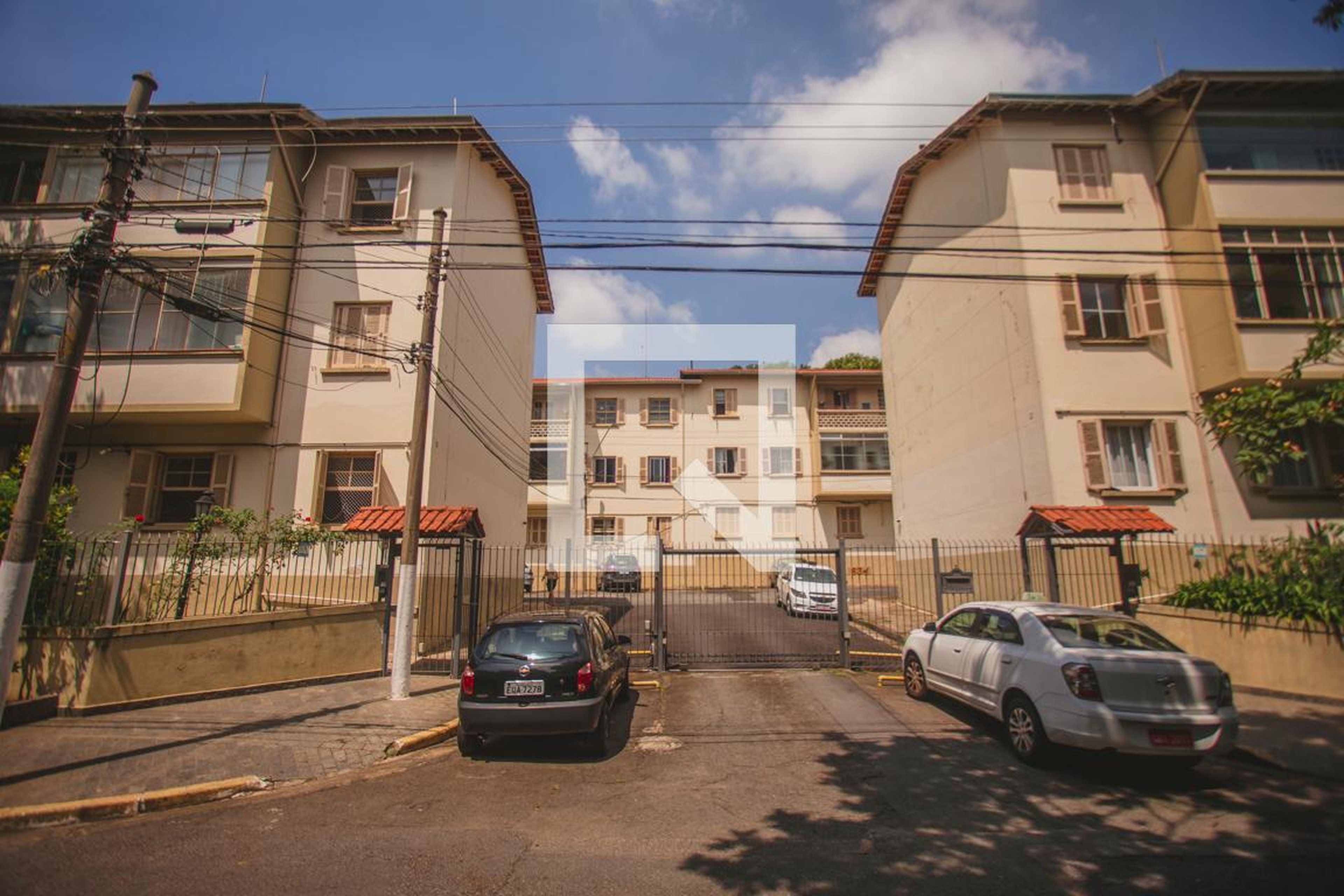 Fachada Condomínio em Avenida Odila, 648