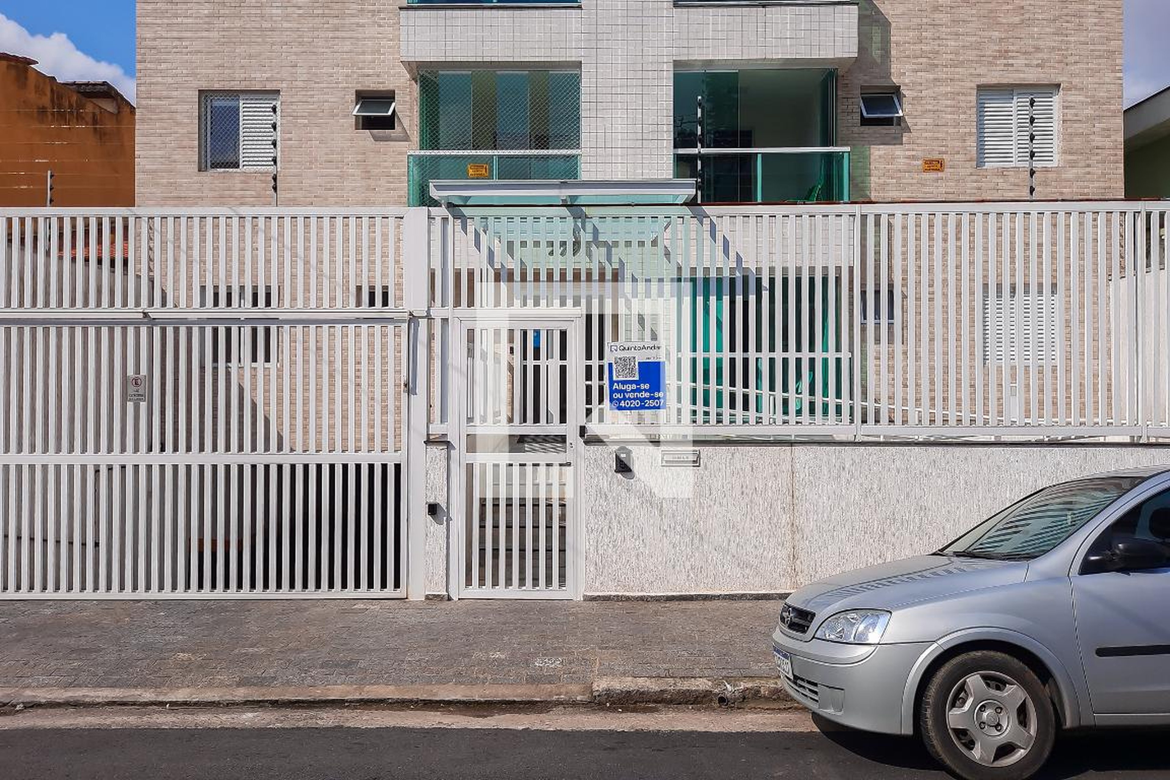 Fachada do Condomínio Condomínio em Rua Avaré, 29