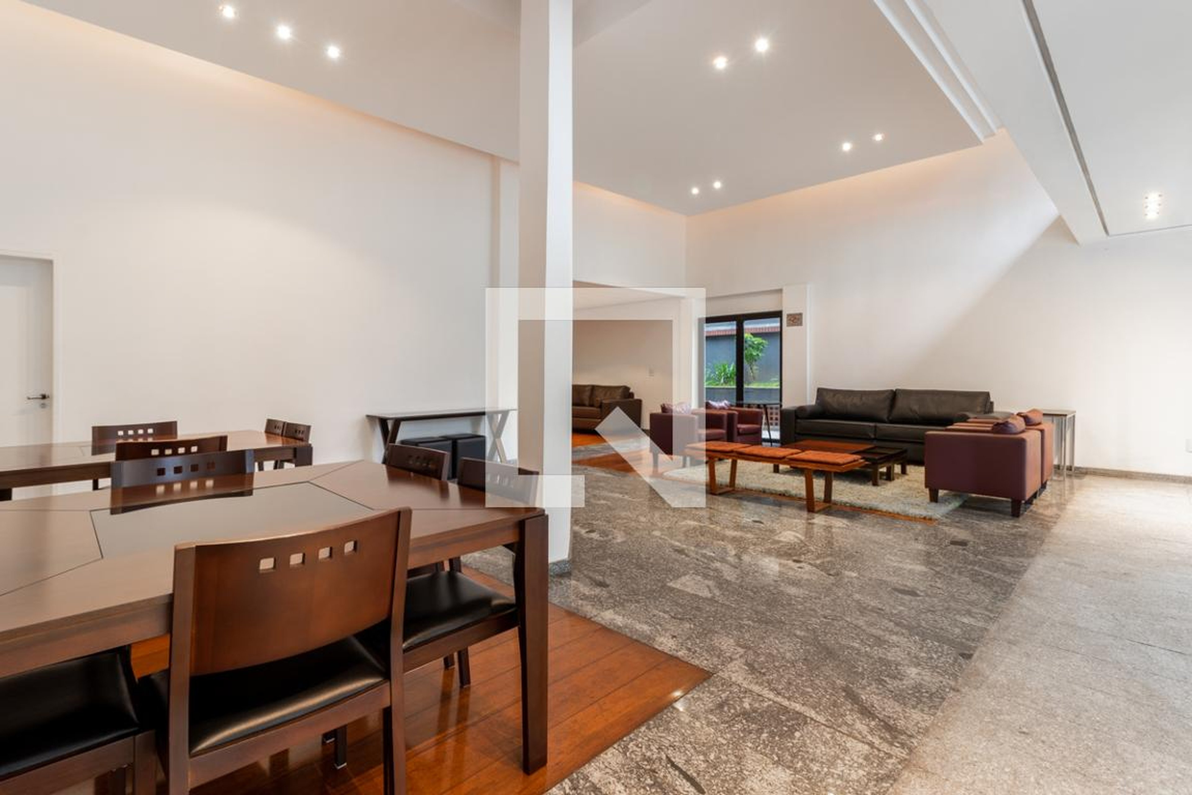 Salão de Festas - Via Condotti