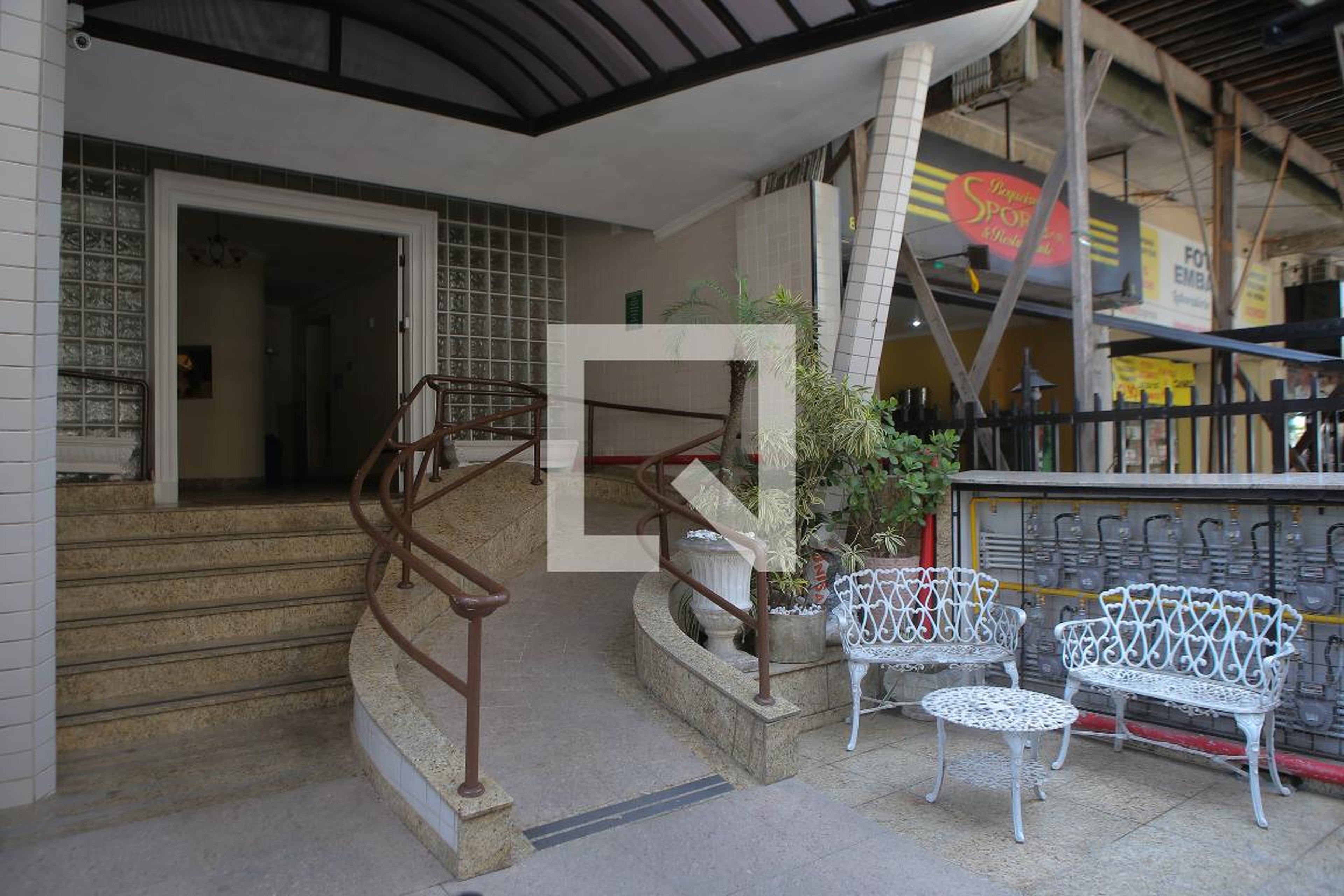 Entrada - Edifício Caiçara