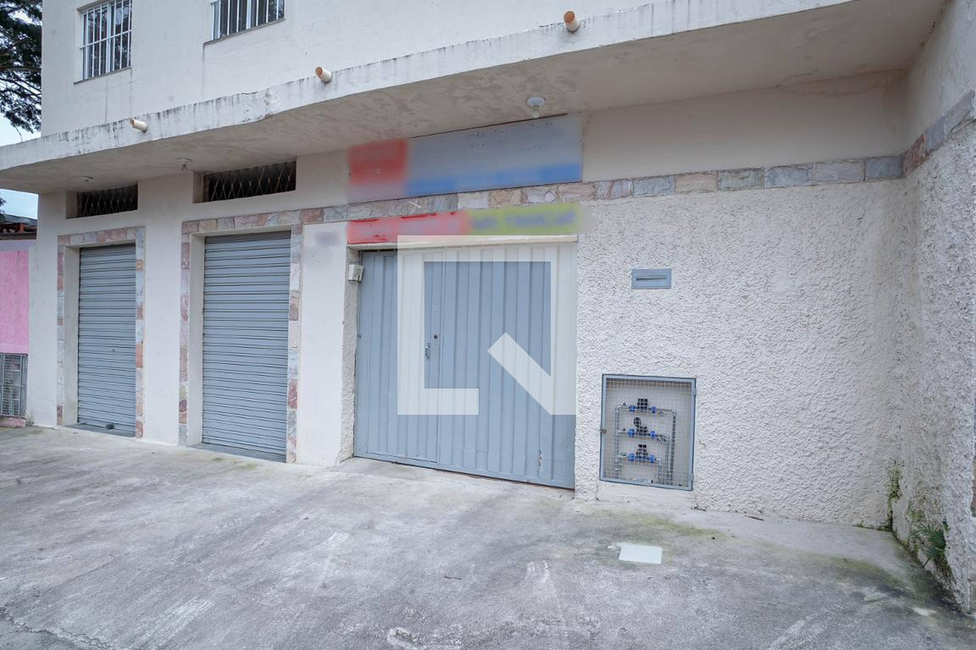 Fachada Condomínio em Rua Doutor Alvimar Carneiro, 710