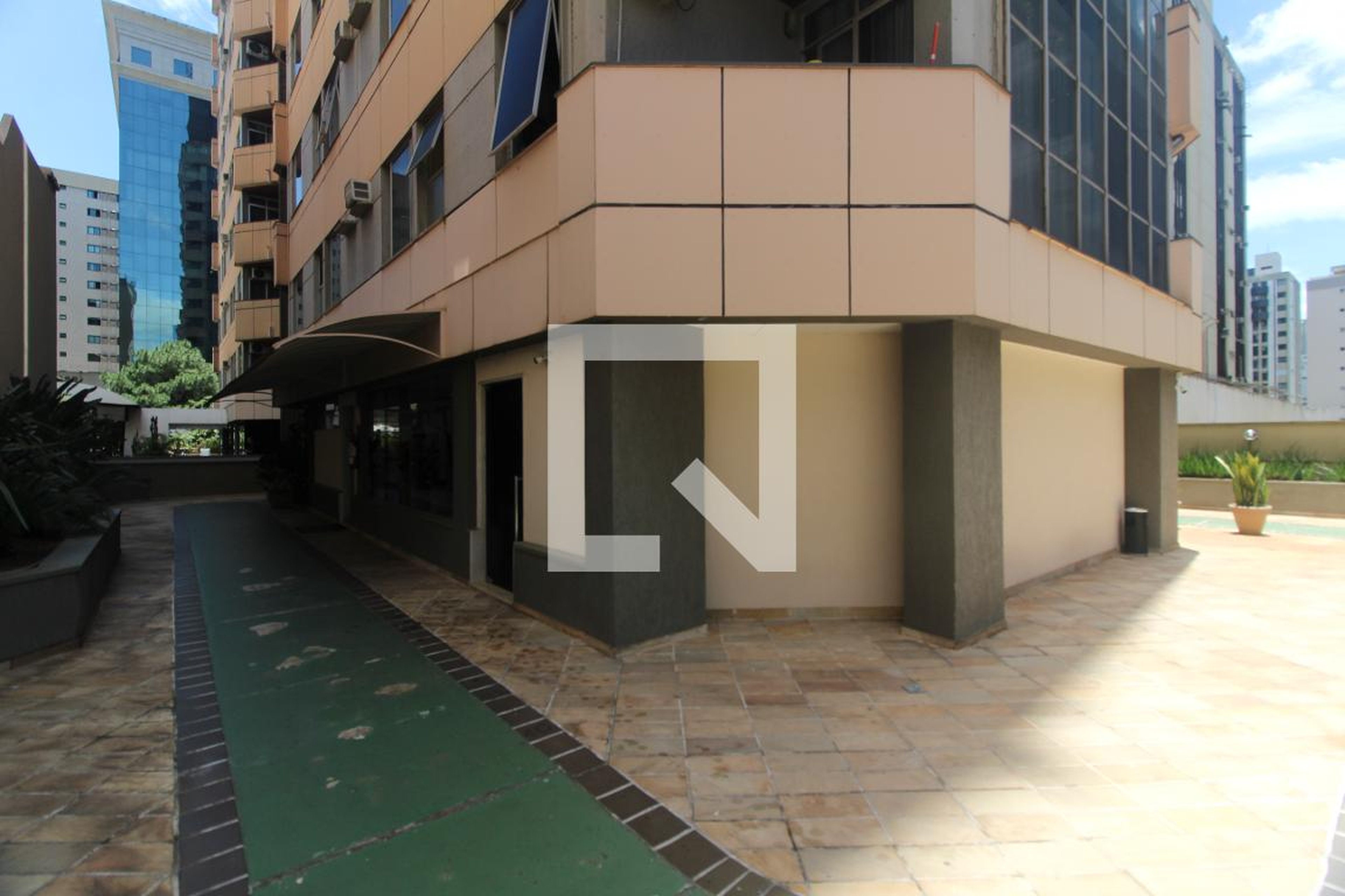 Fachada do Prédio Edifício Max Apart Service