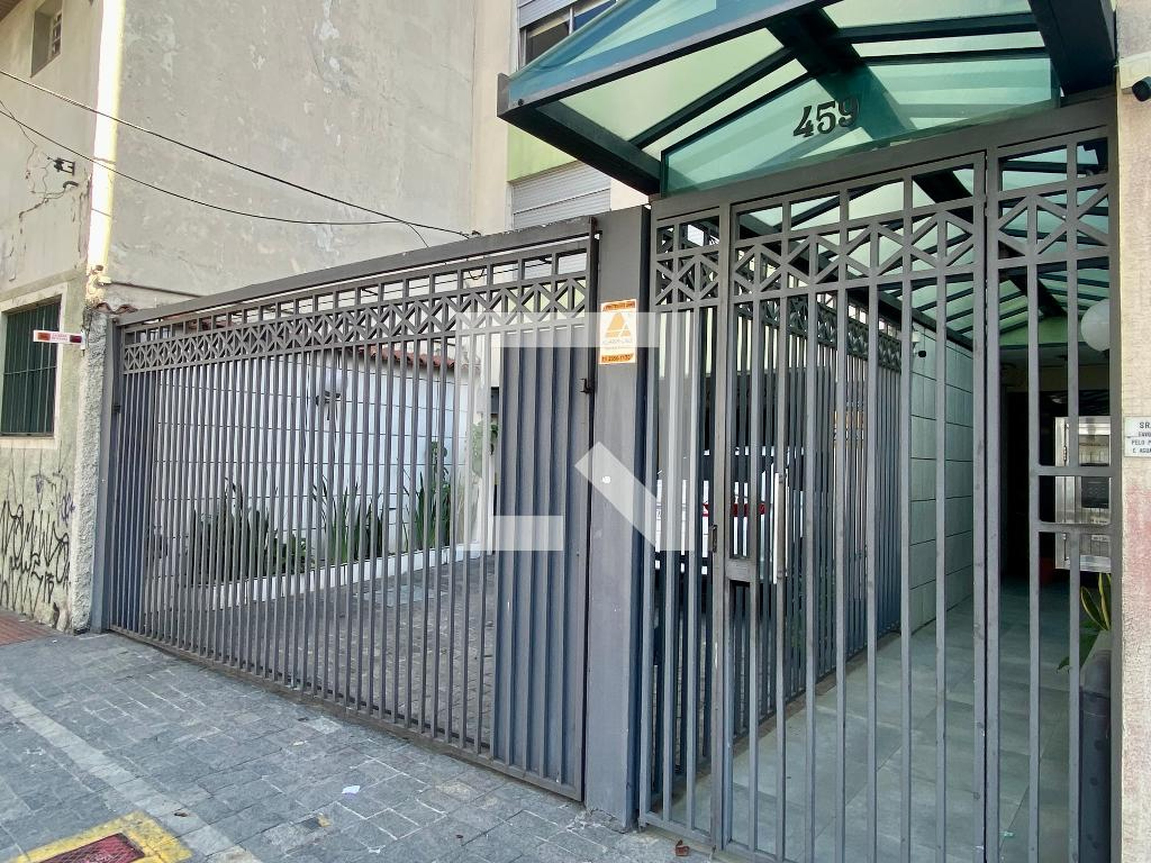 Fachada Edifício Dourado