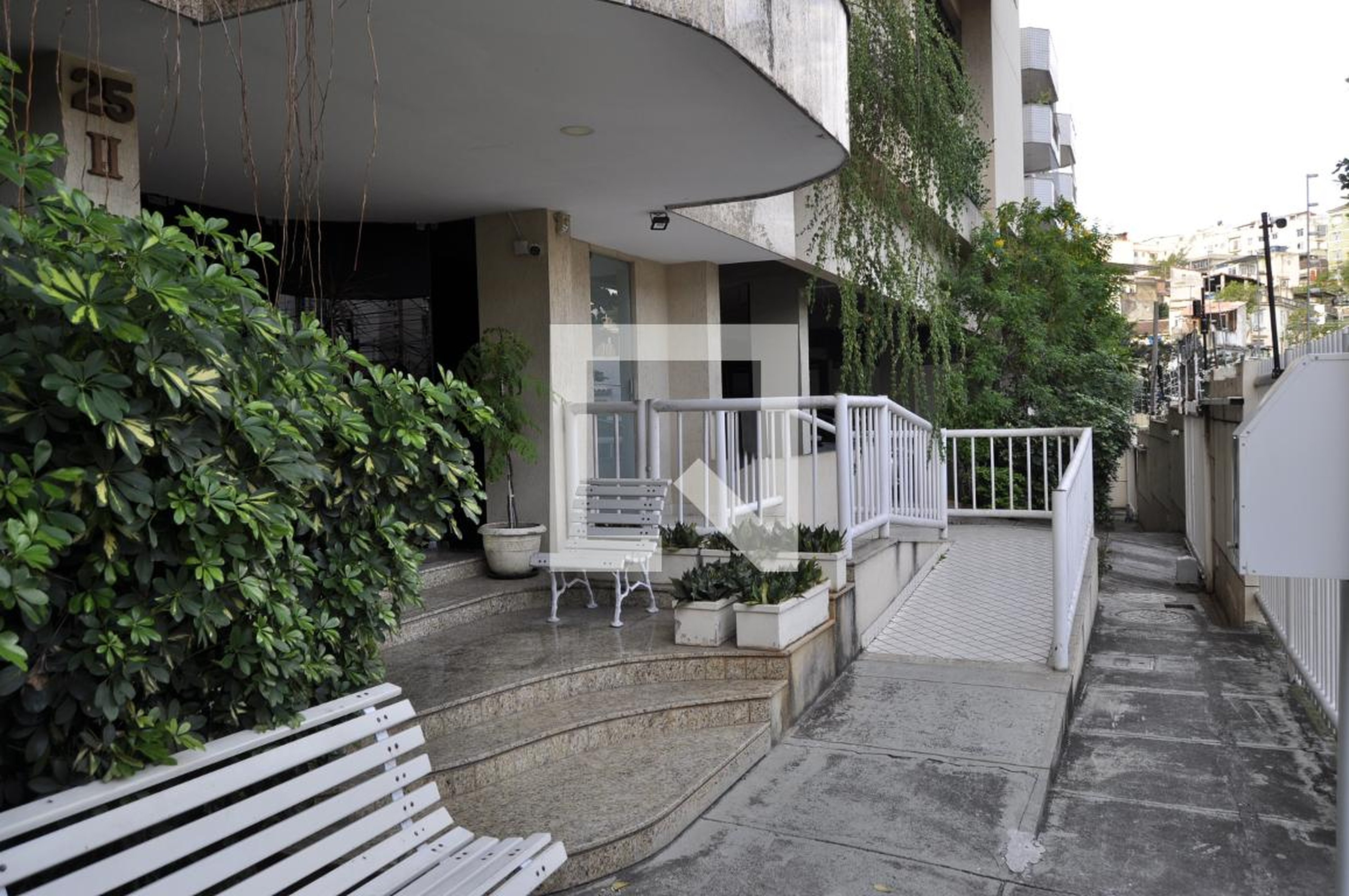 Fachada Residencial Leonardo da Vinci