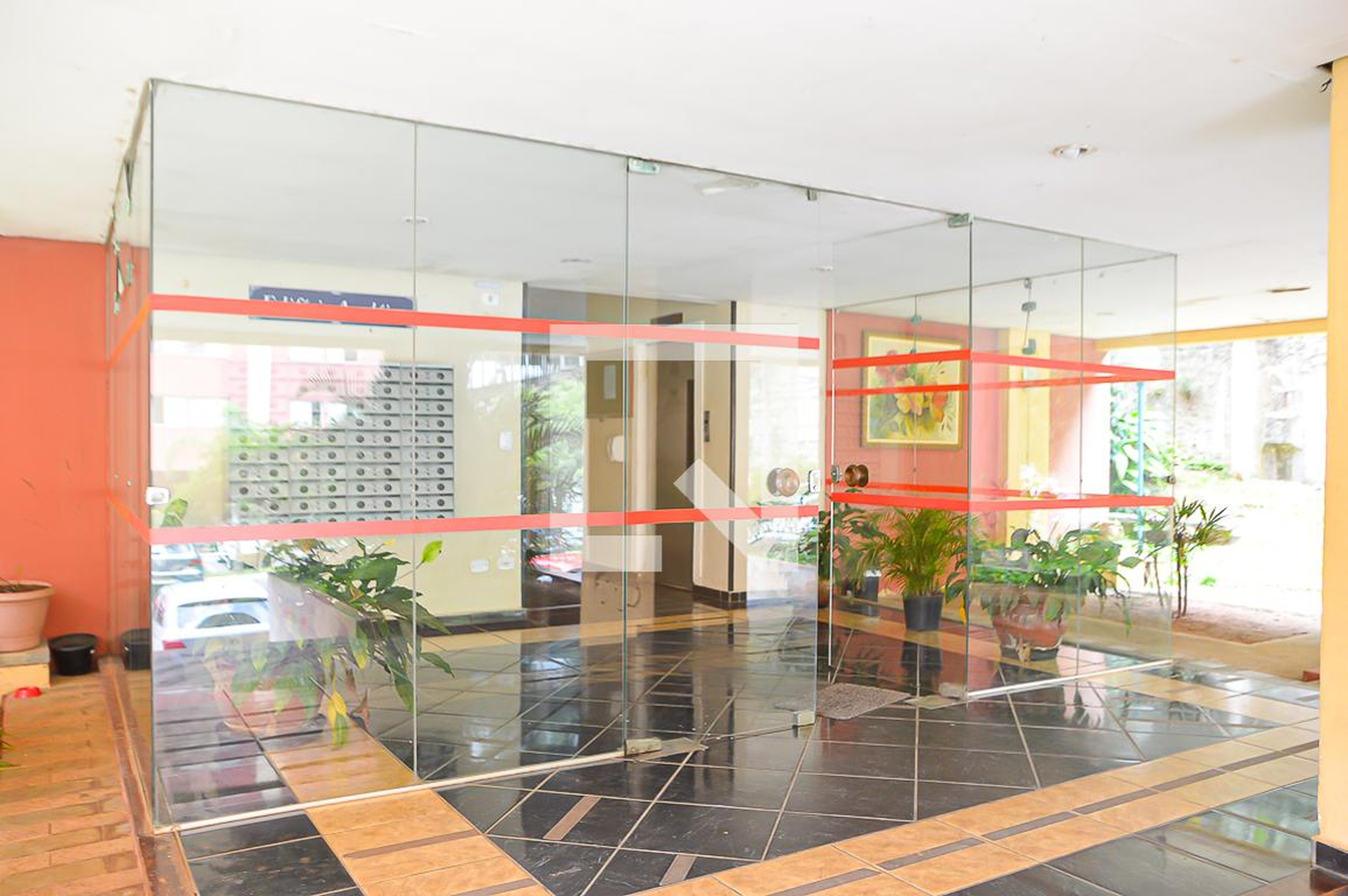 Hall de entrada - Parque das Flores