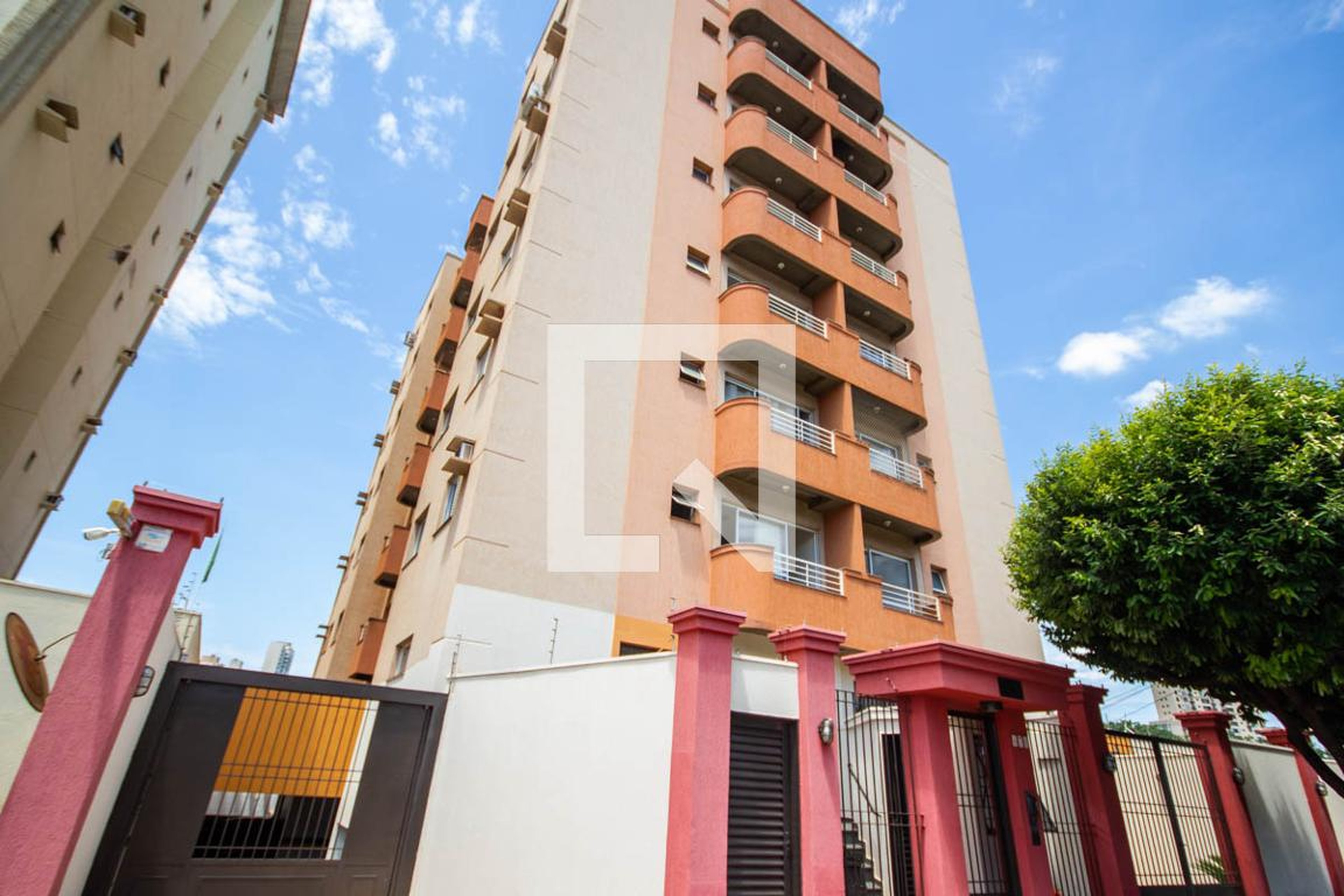 Fachada do Prédio Condomínio em Rua Abrahao Issa Halack, 678