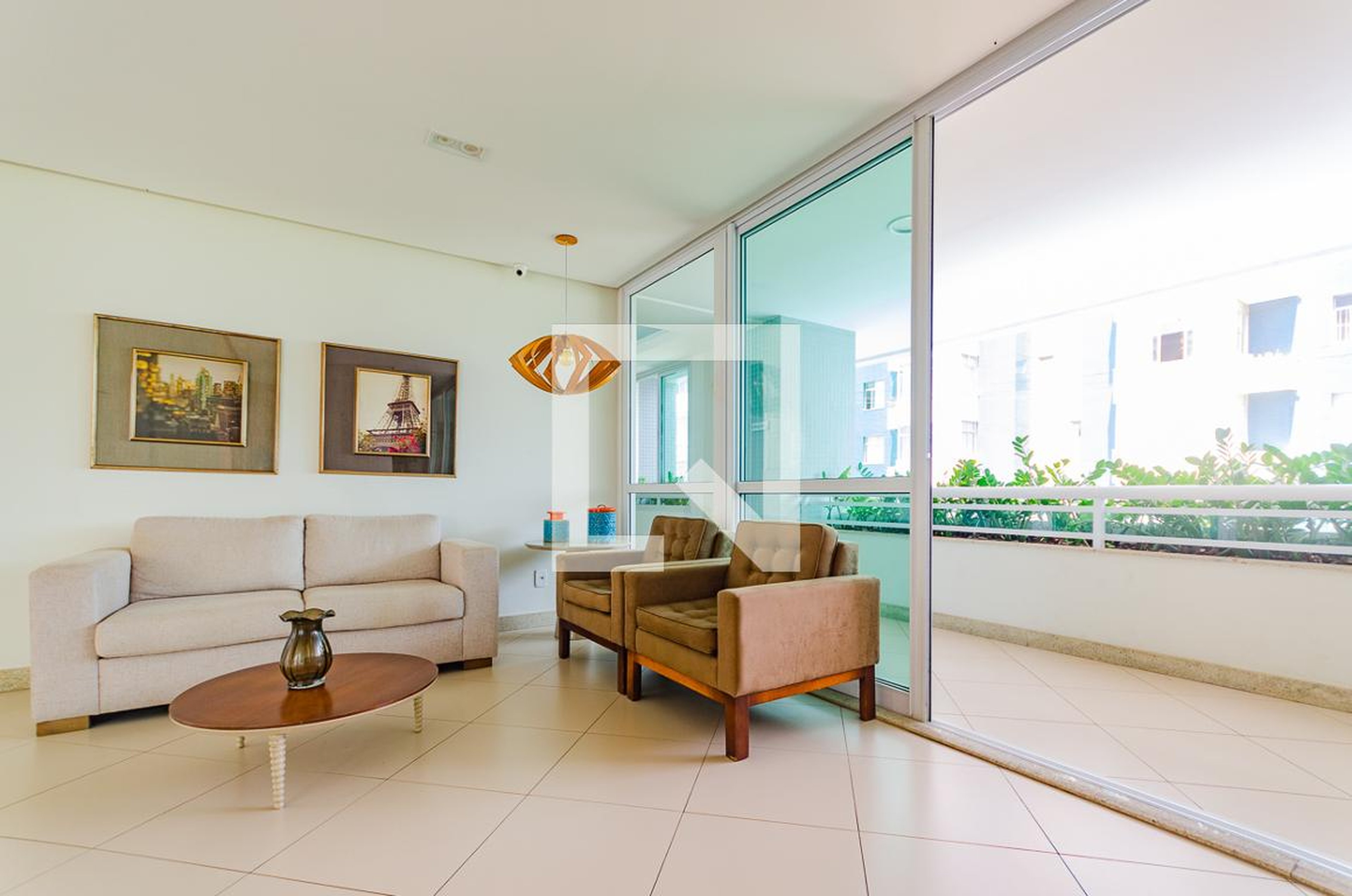 Hall - Premier Apipema