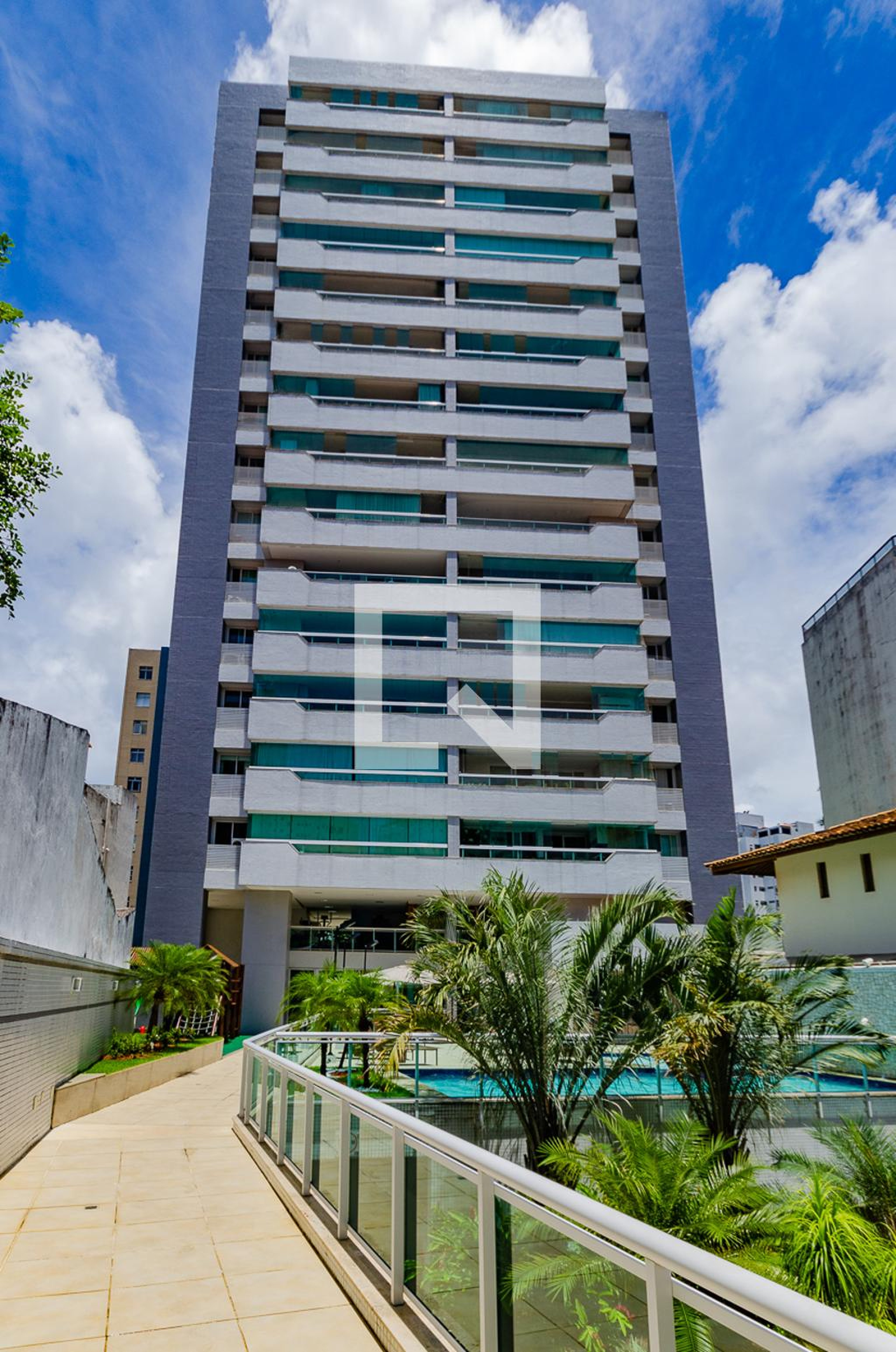 Fachada do Condomínio Condomínio Premier Apipema