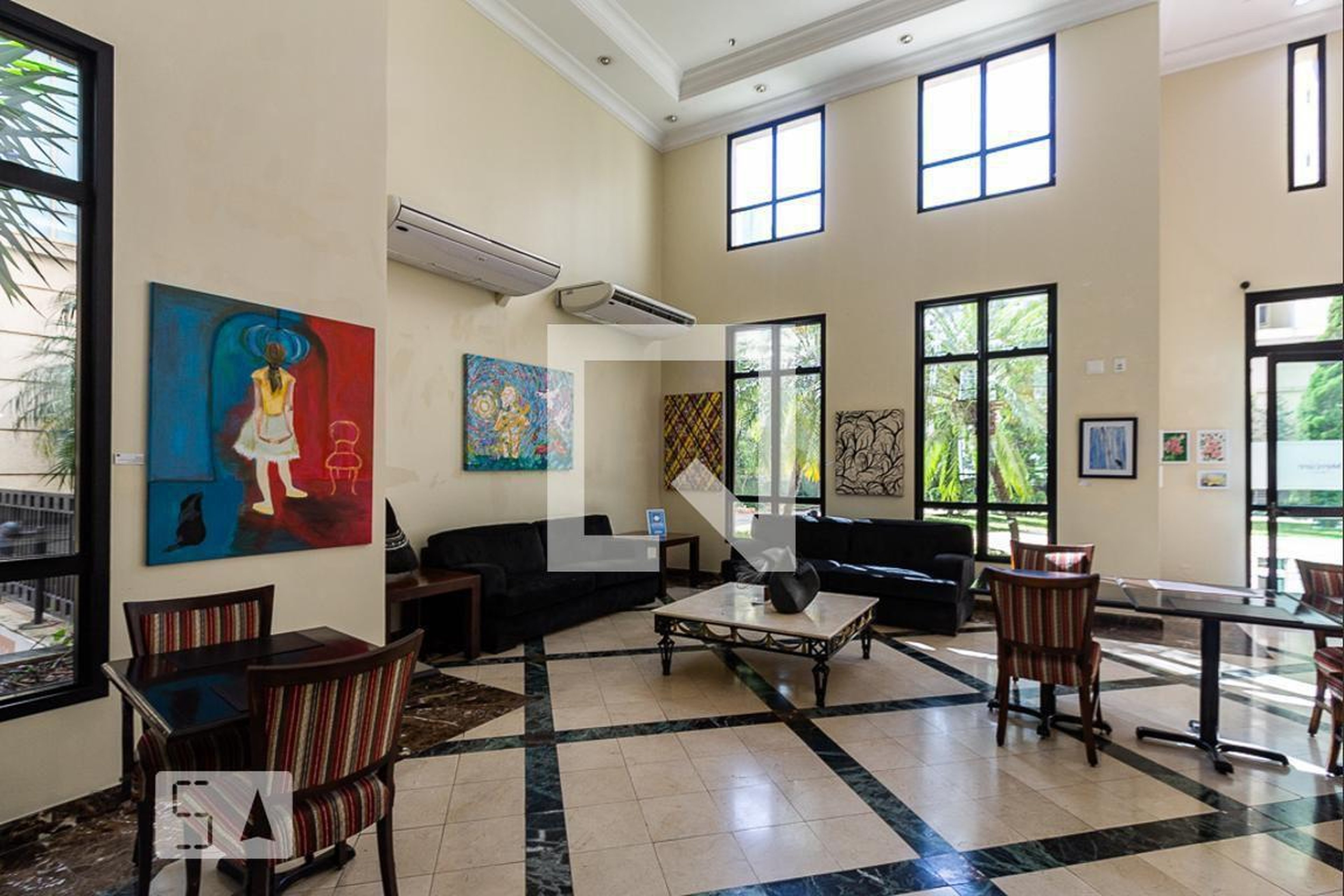 Hall de Entrada - The Excellence