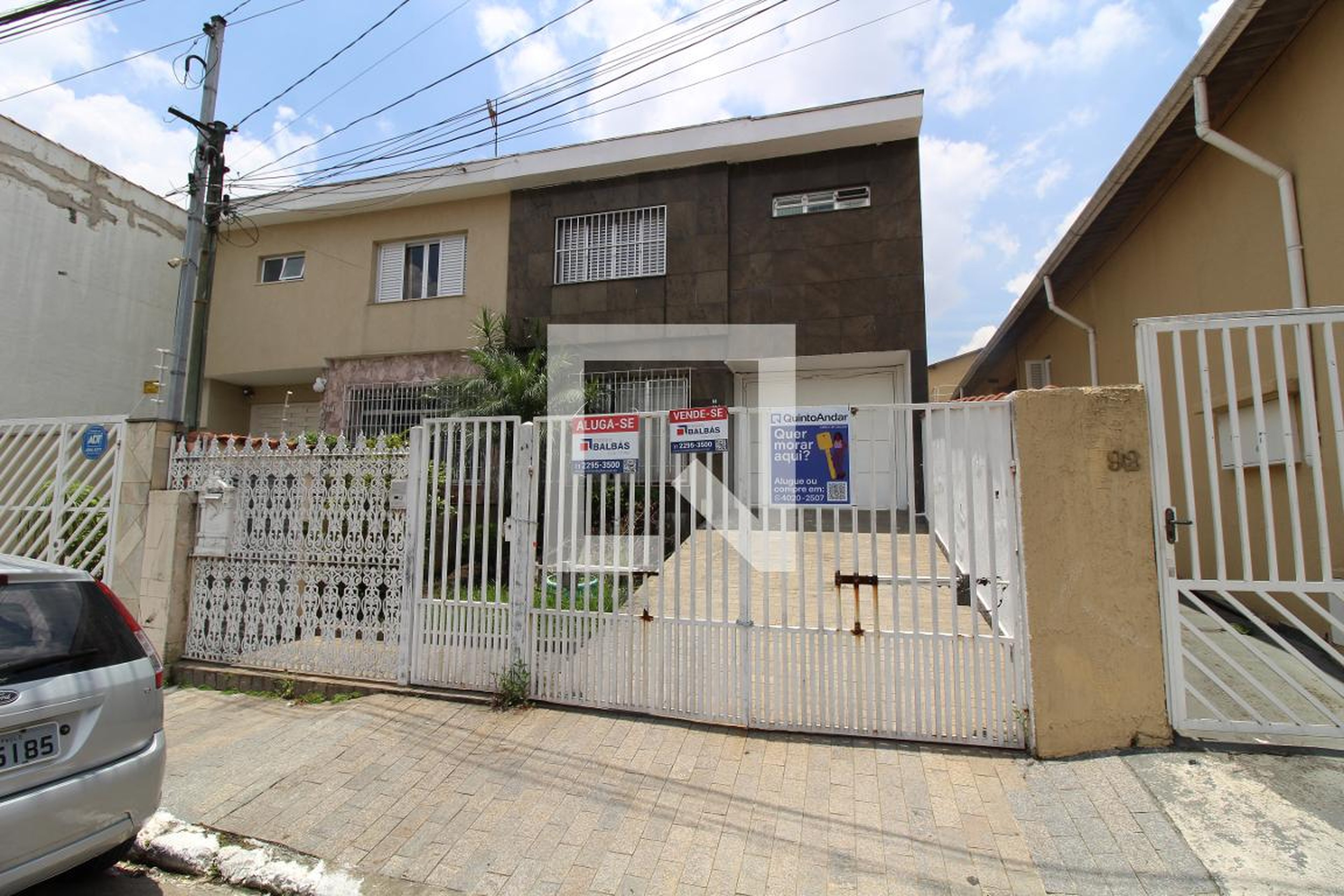 Fachada Condomínio em Rua Tirana, 224