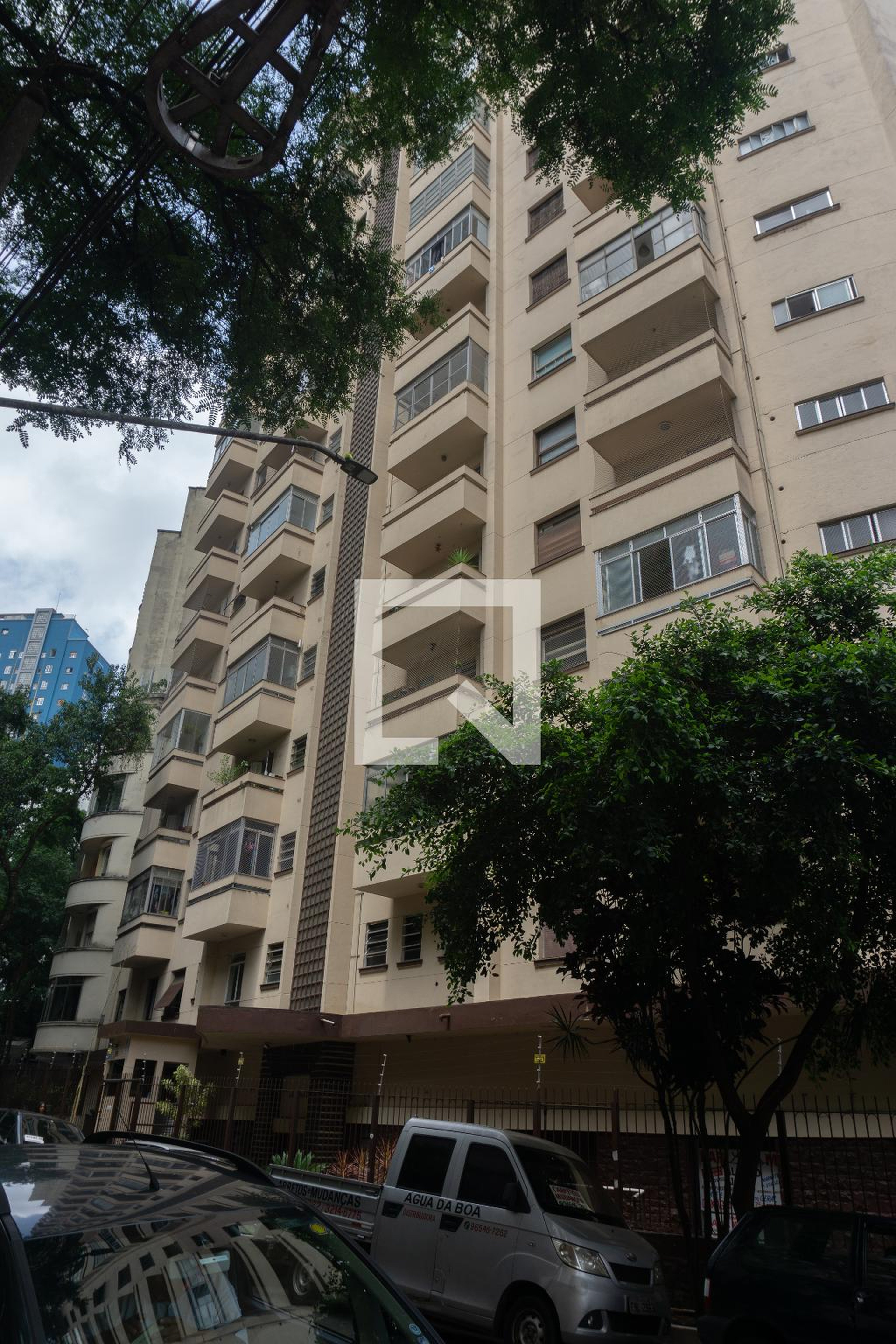 Fachada Condomínio em Rua Avanhandava, 311