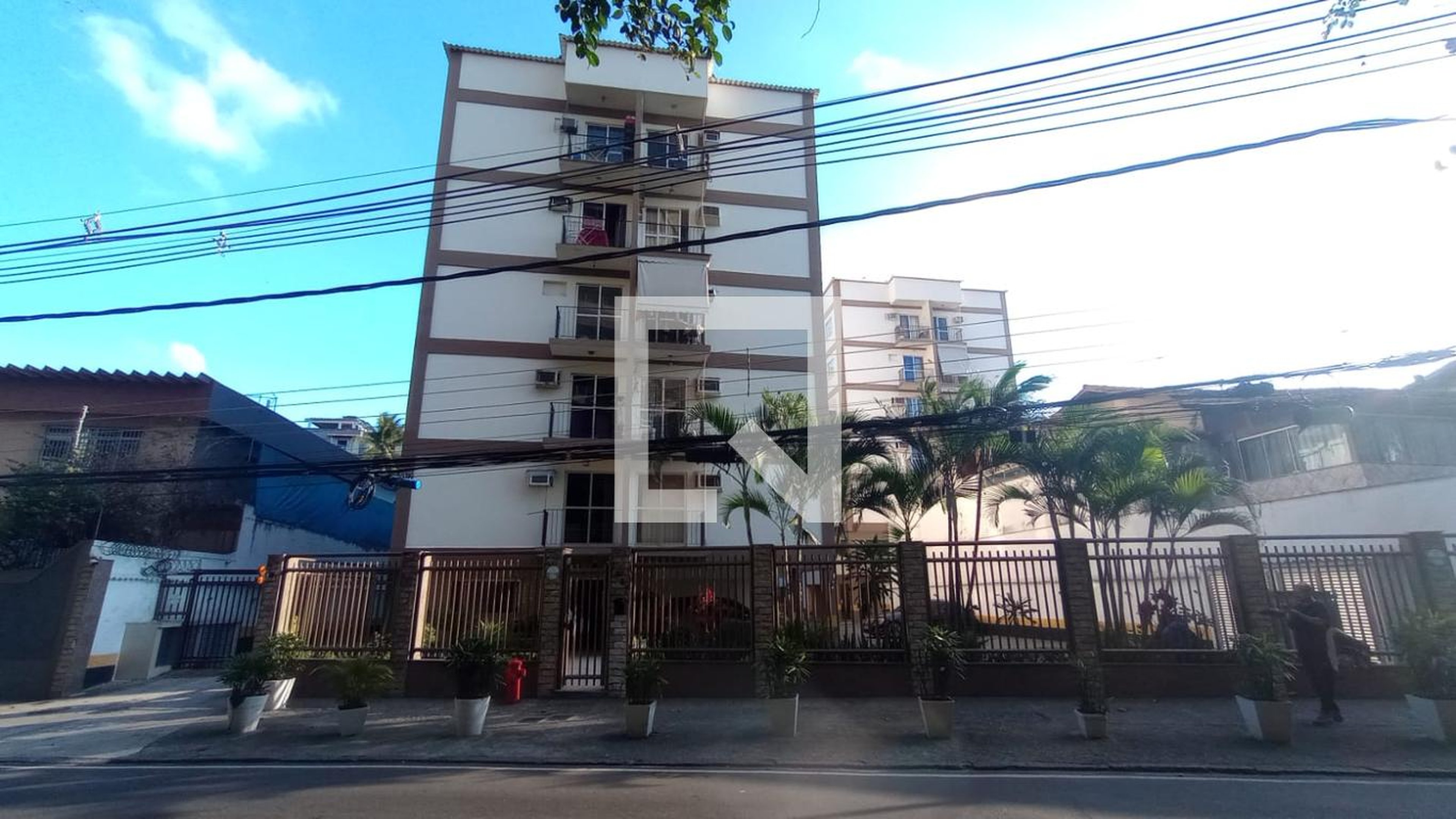 Fachada Residencial Geminiano de Gois