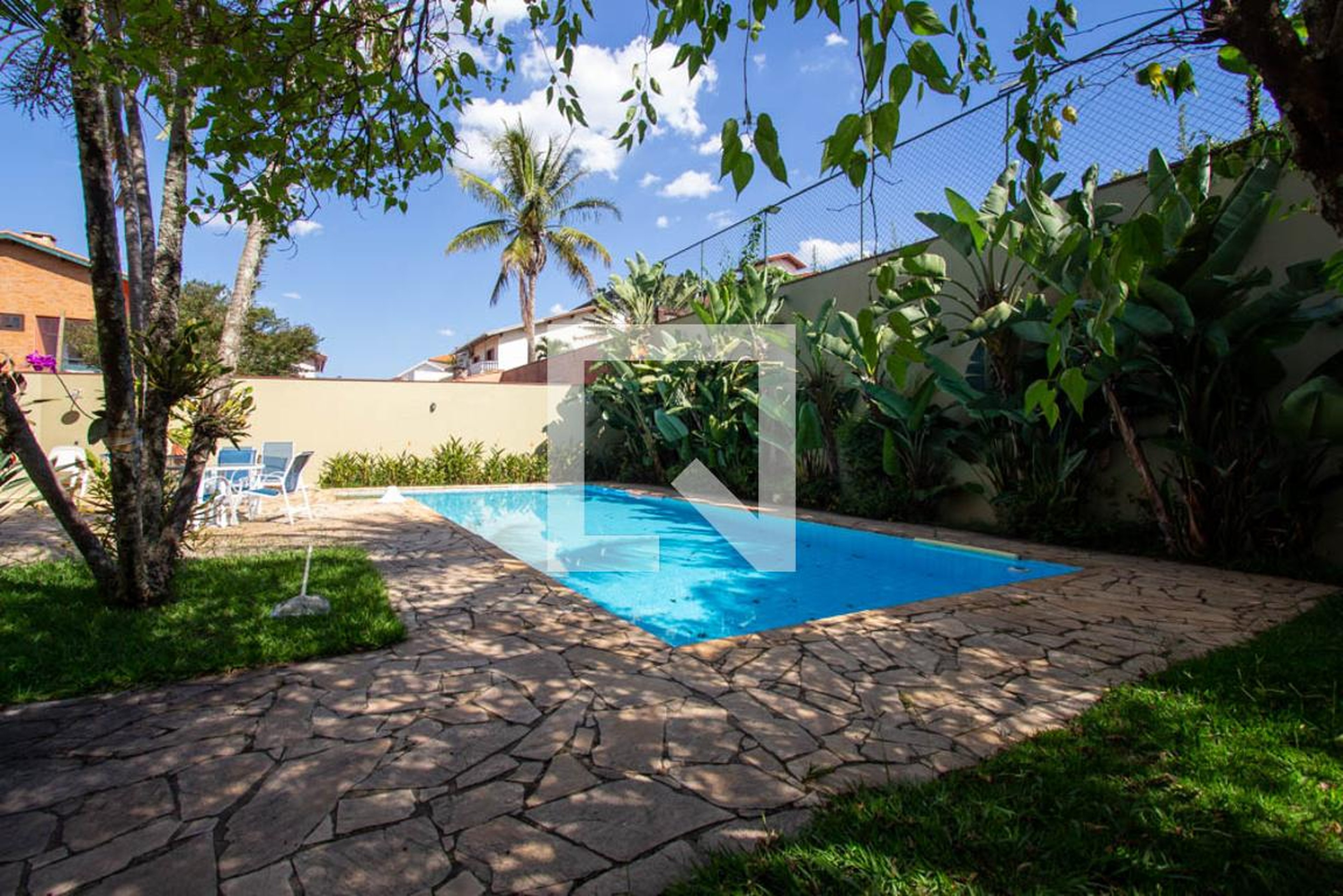 Piscina Condomínio Portal do Paraiso I