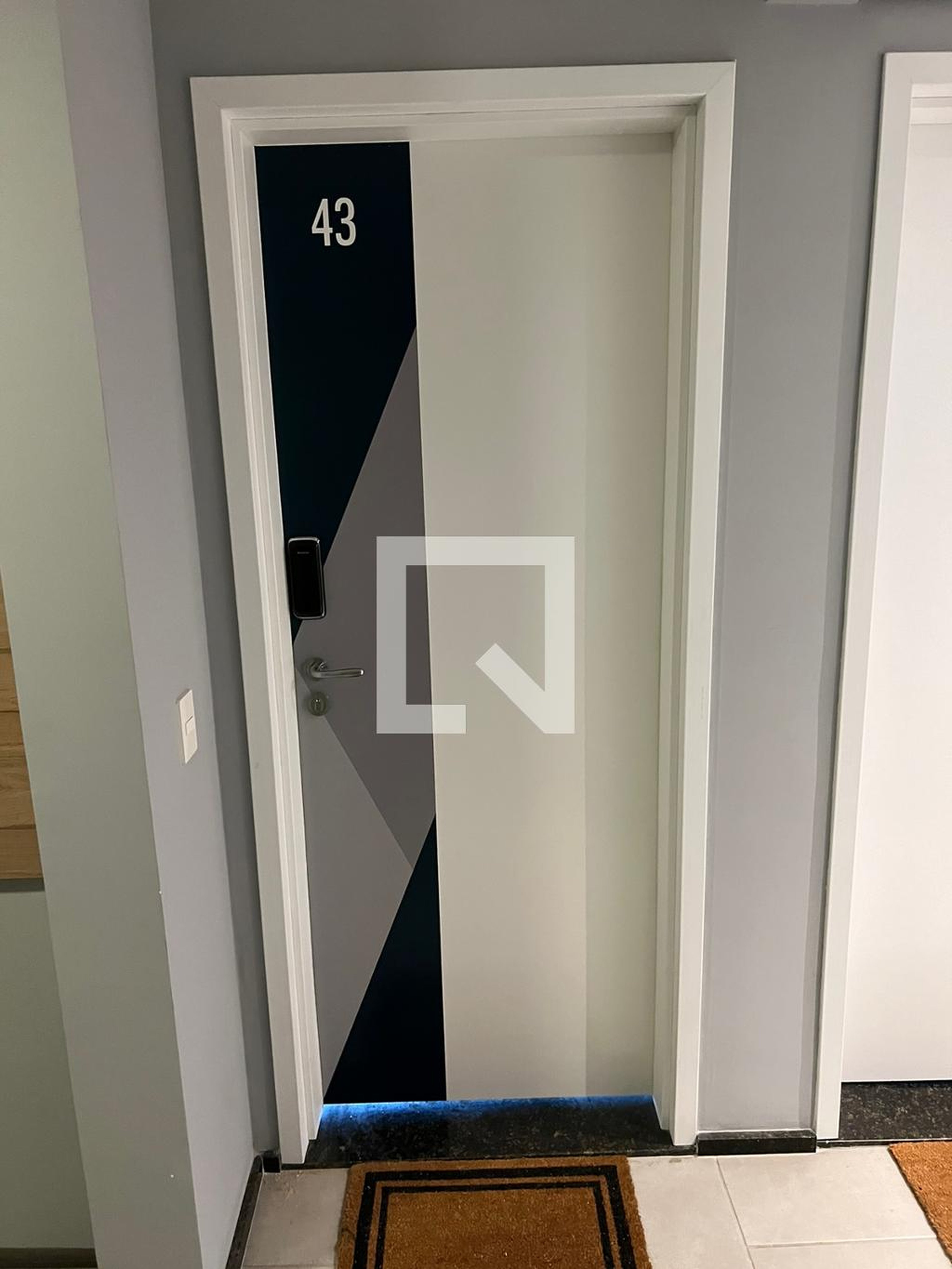 Entrada - Liberty Home Studio