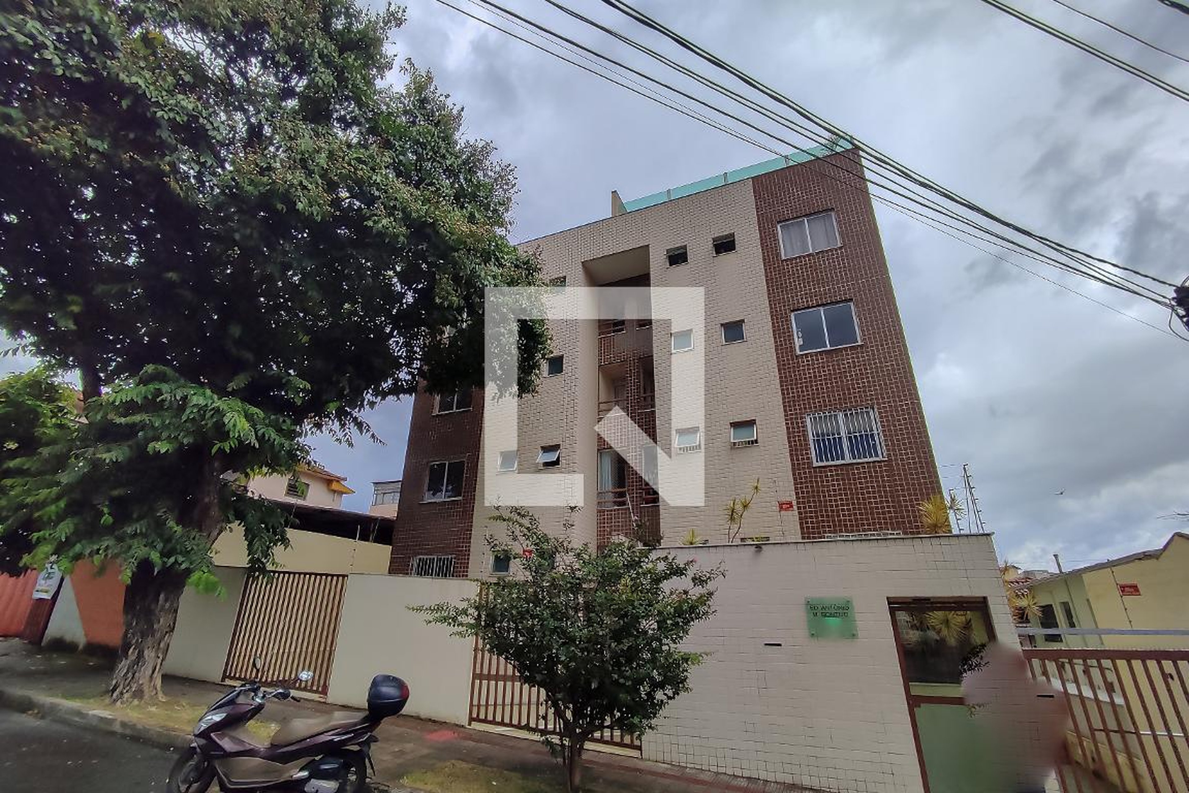 Fachada Edifício Antônio Maciel Gontijo