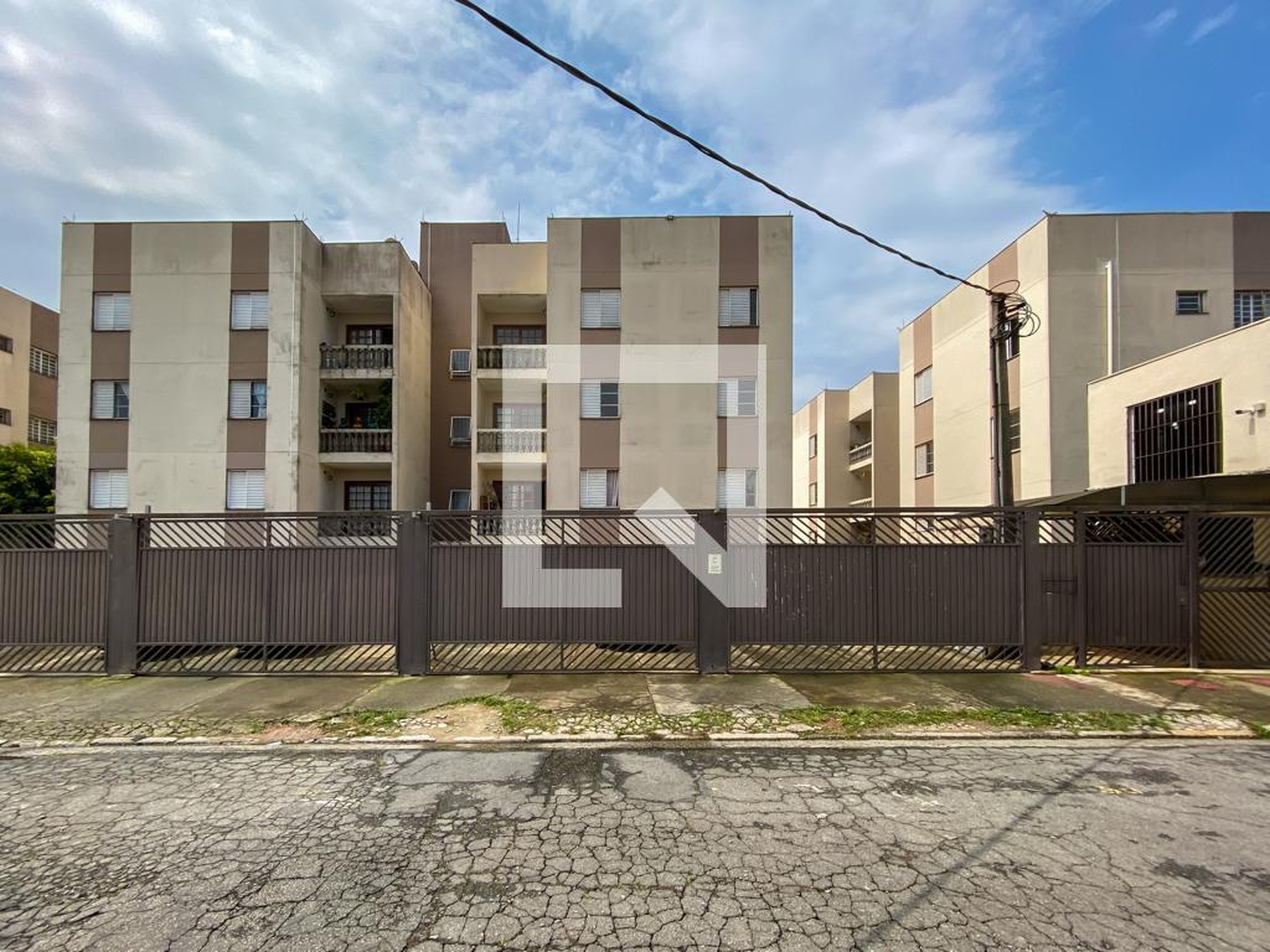 Fachada do Condomínio Condomínio Rio Canumã