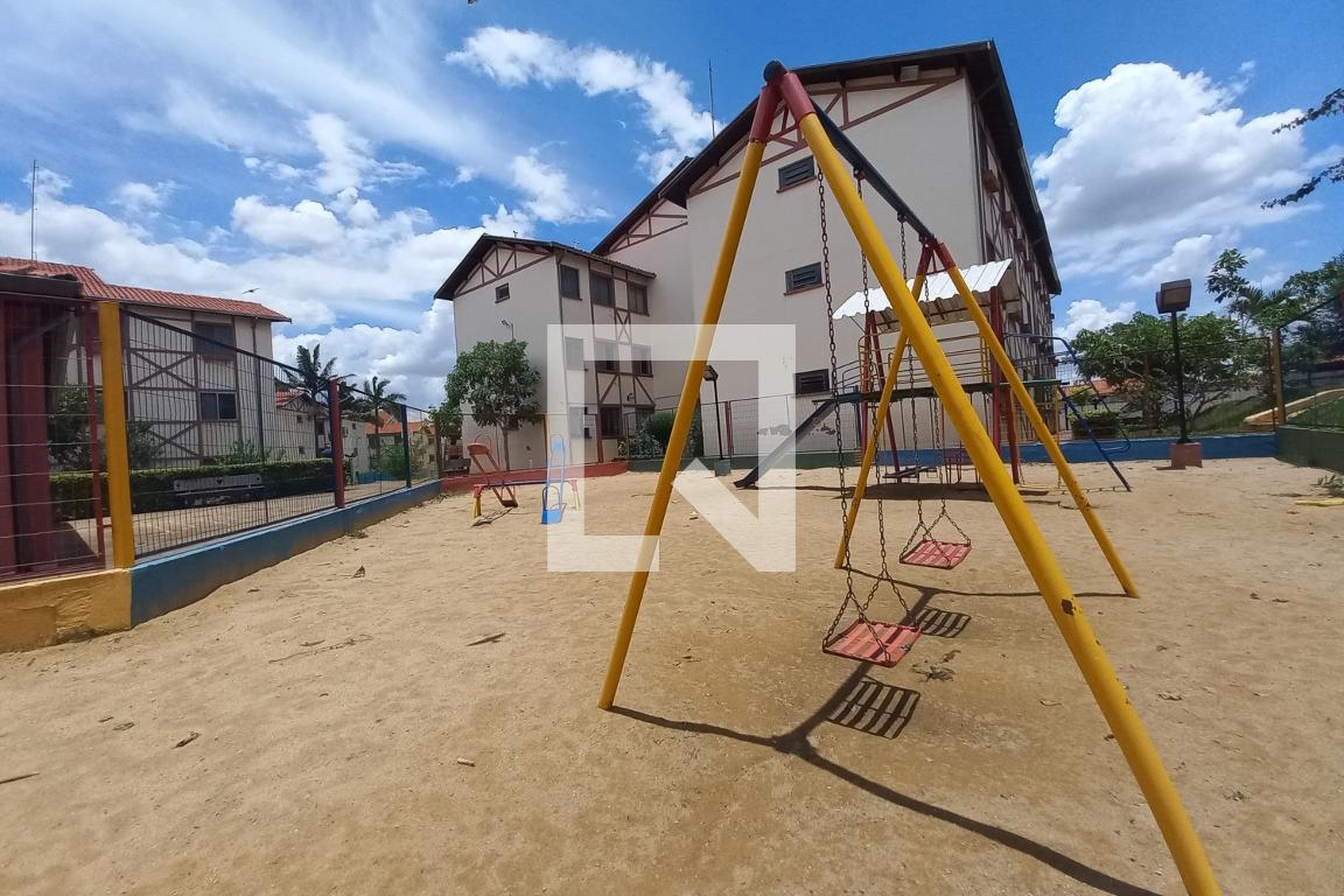 Playground - Andorinhas