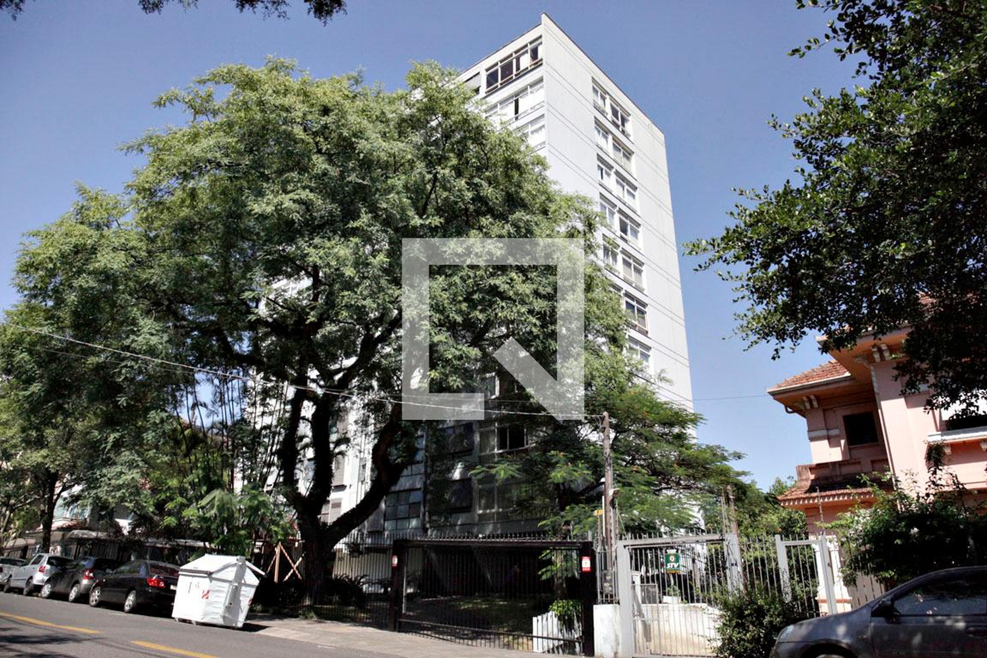 Fachada Condomínio Palacio Versailles