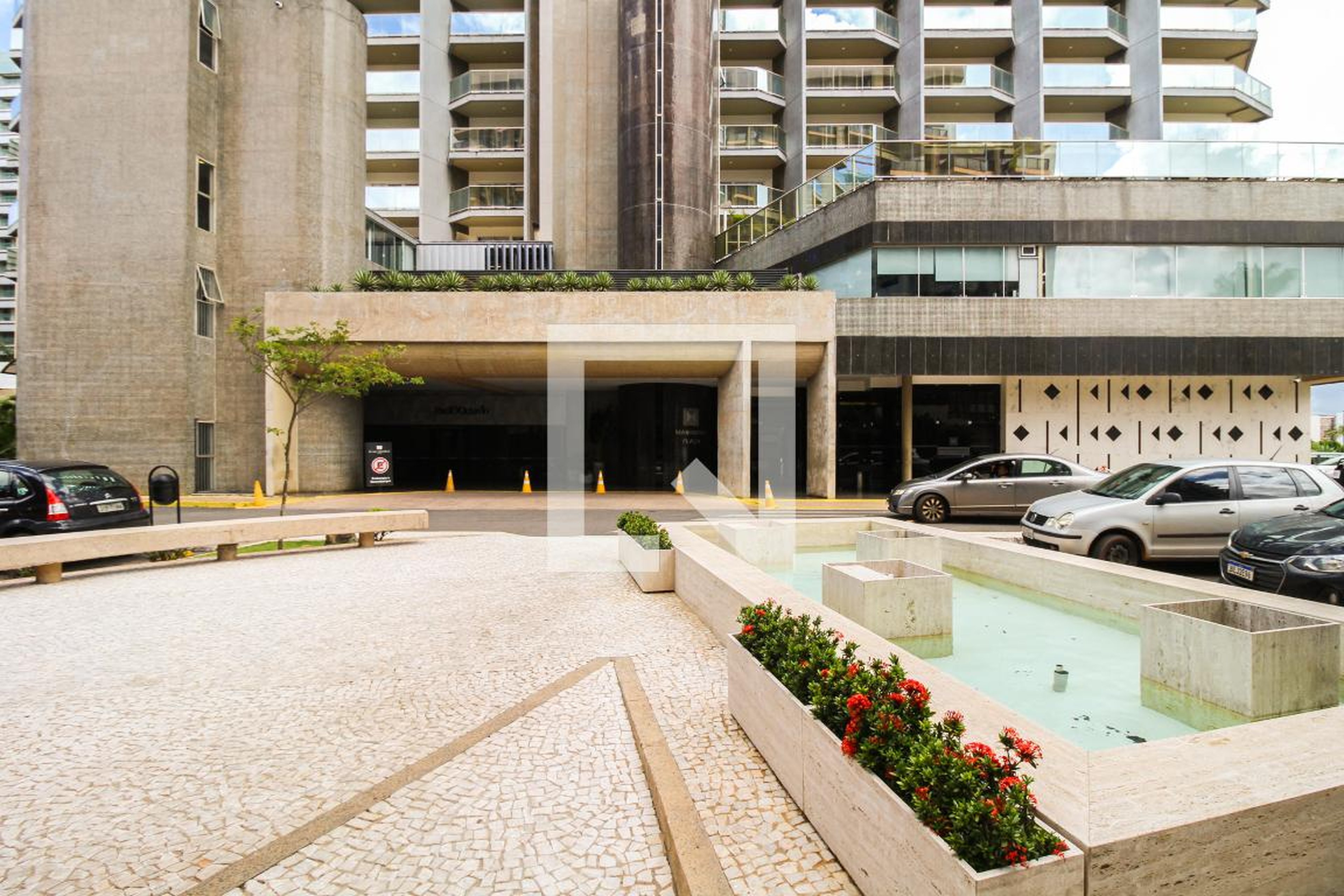 Fachada Condomínio em SHN Q 2 BL A, s/n
