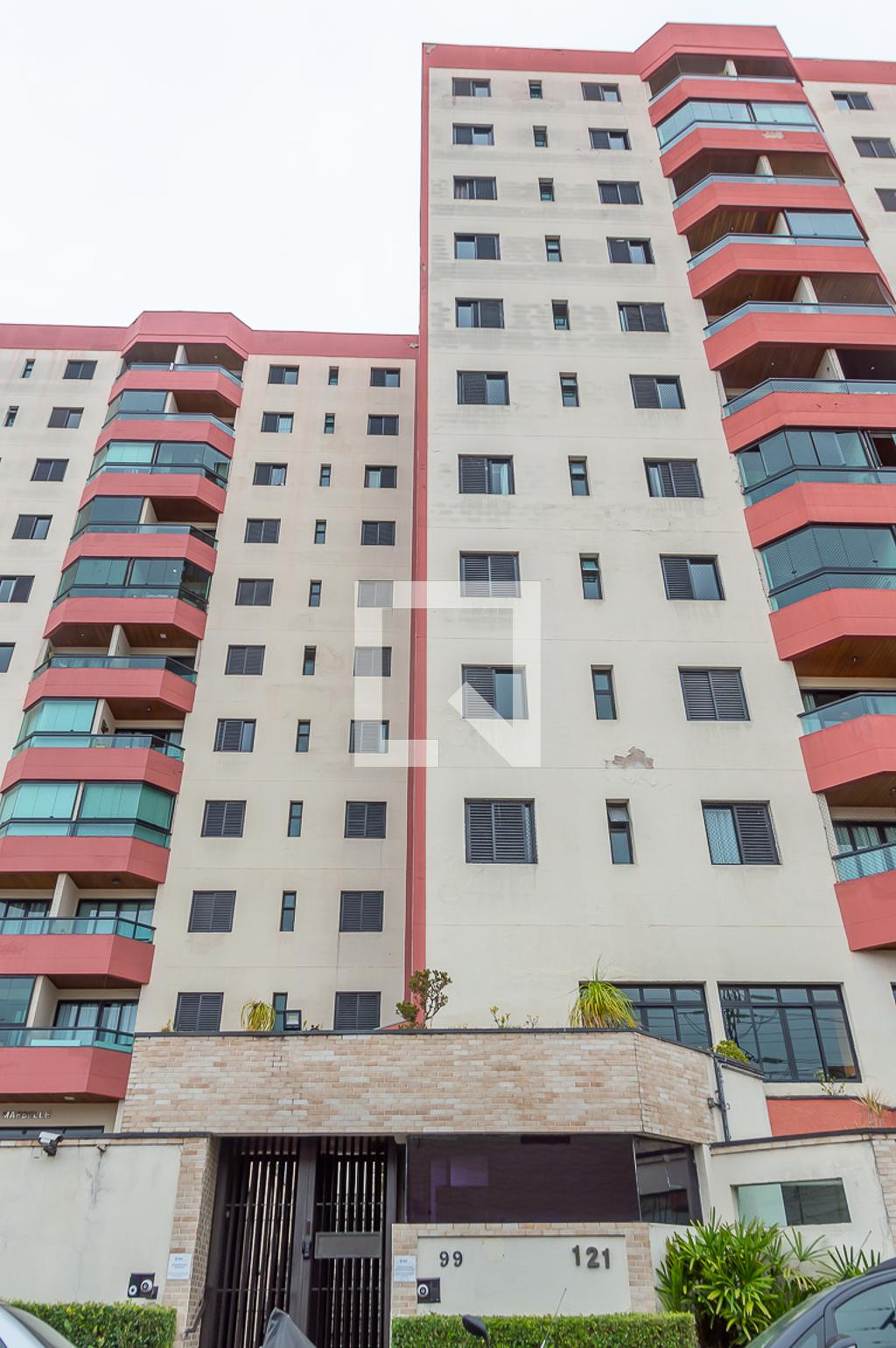 Fachada do Condomínio Edifício Praias D'Espanha