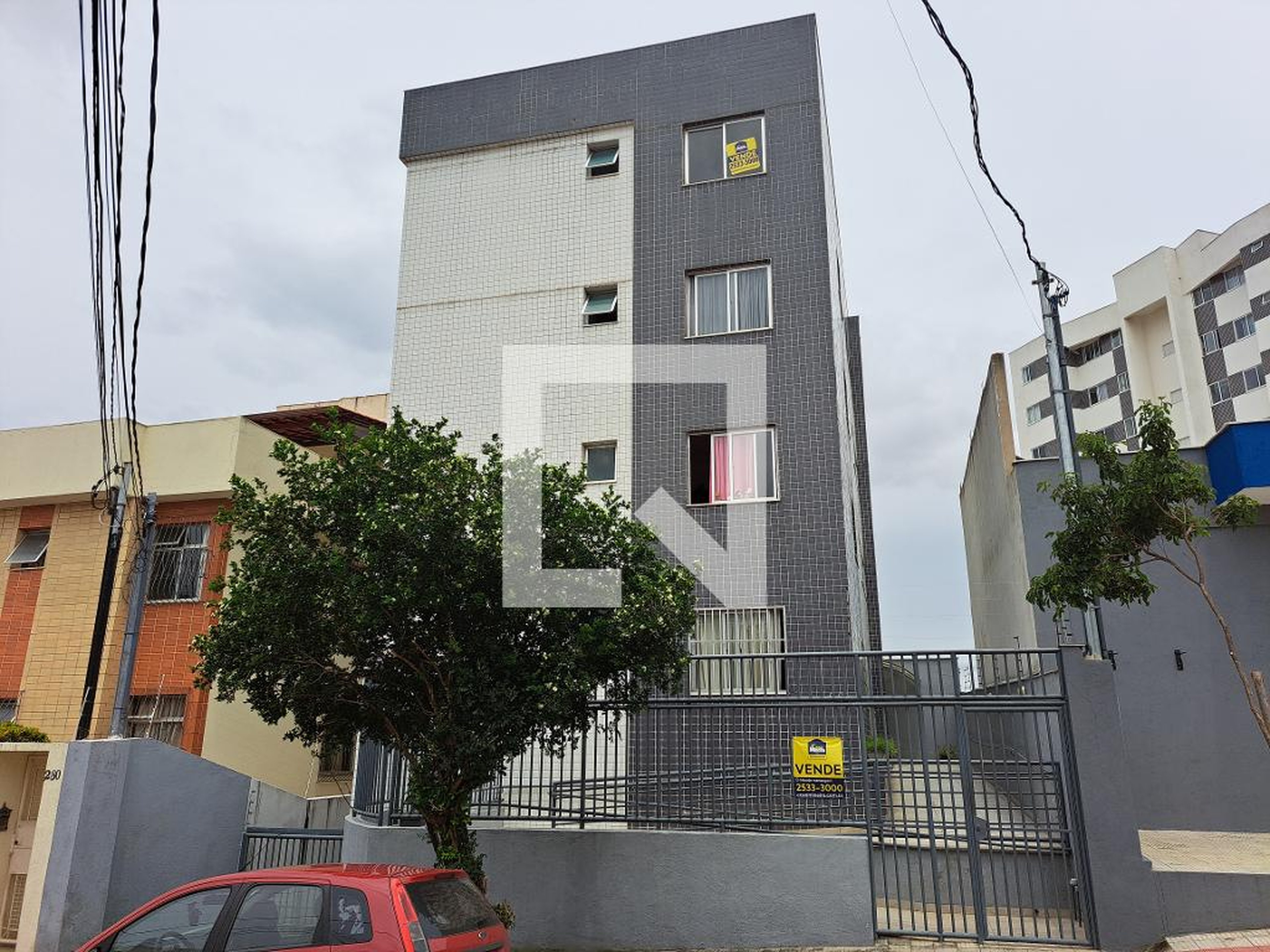 Fachada do Prédio Condomínio em Rua Ezio Mário Terenzi, 260