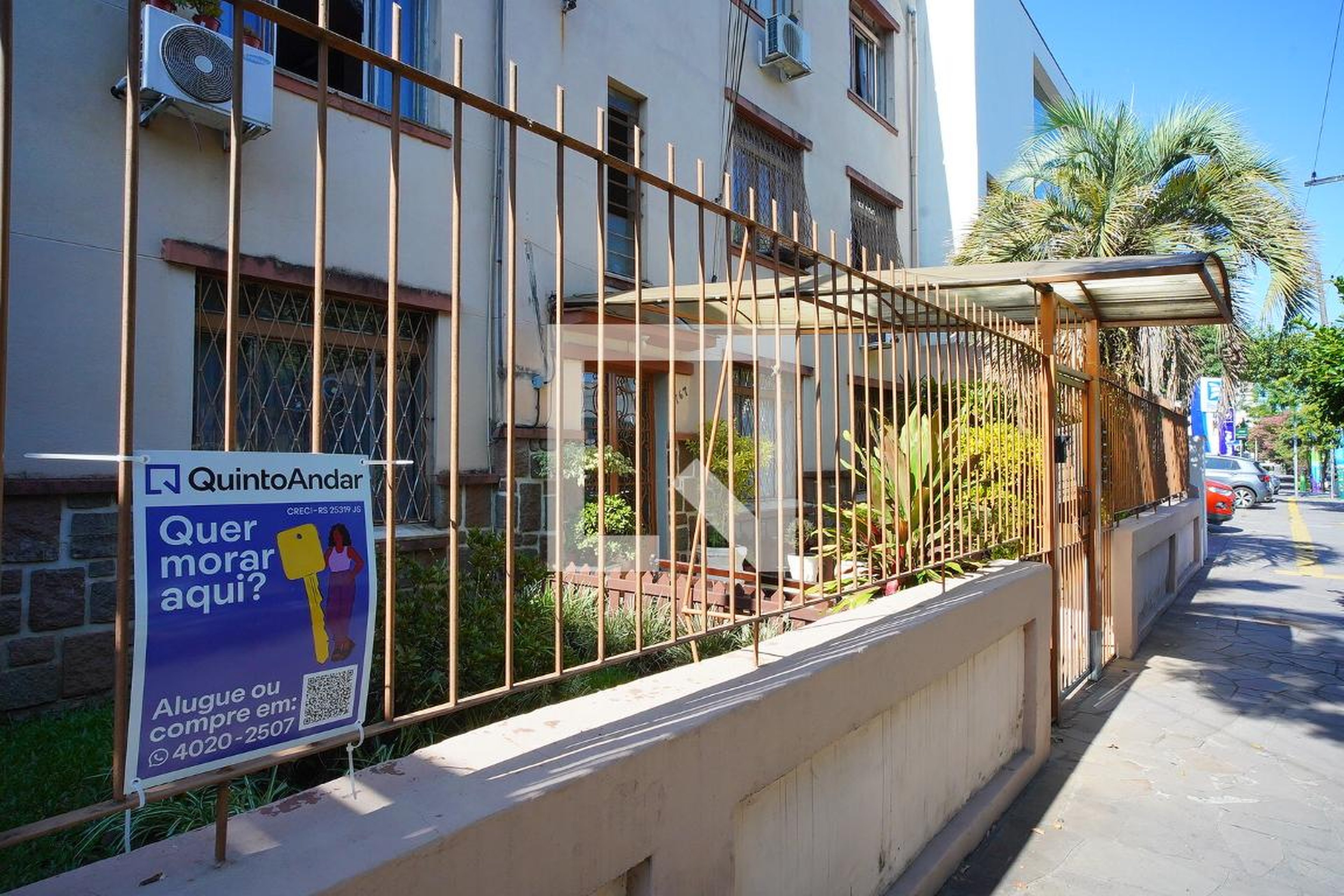 Fachada do Prédio Condomínio em Rua Eudoro Berlink, 767