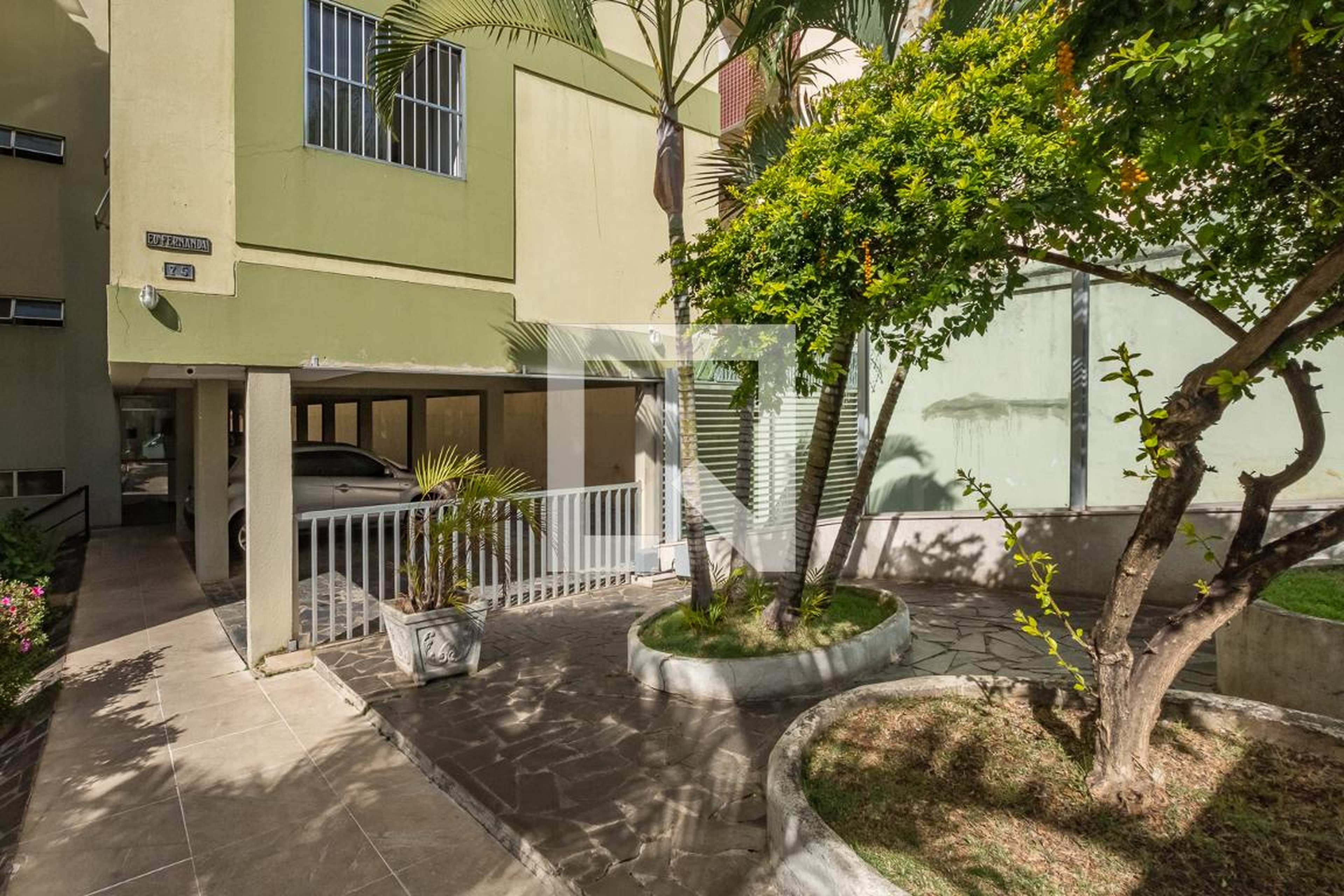 Entrada - Edifício Fernanda