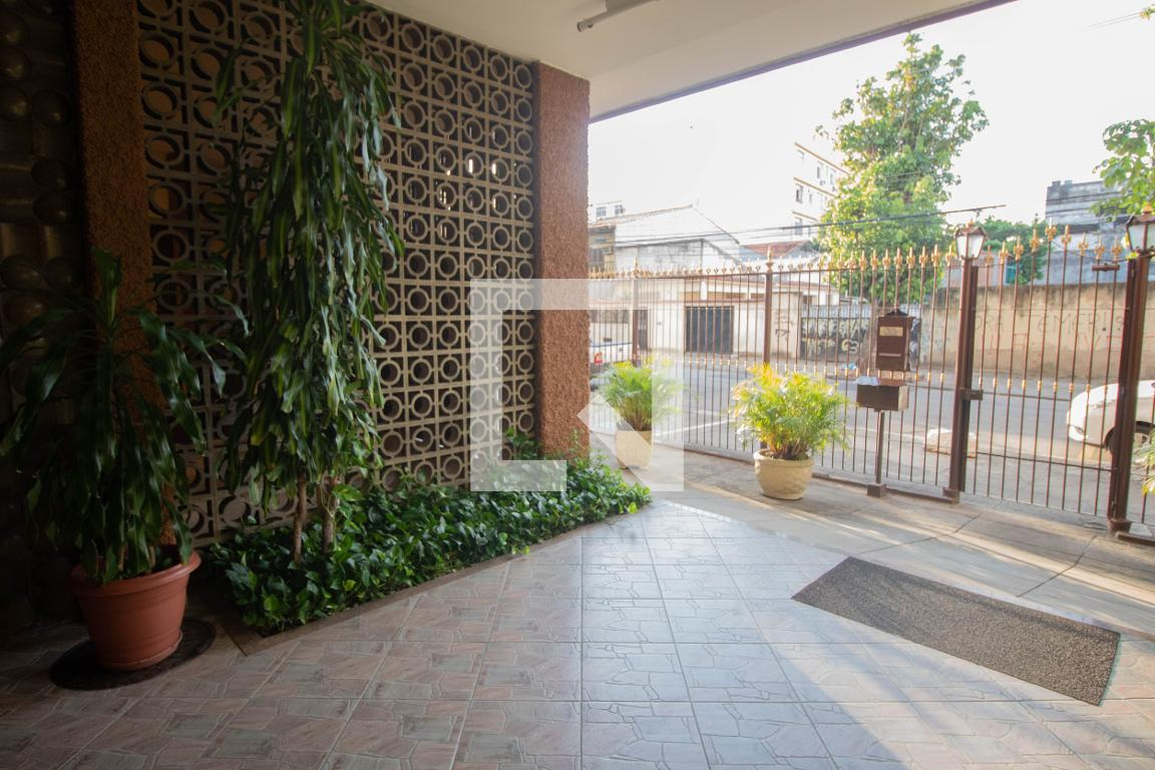 Hall de entrada Condomínio em Rua Filomena Nunes, 855