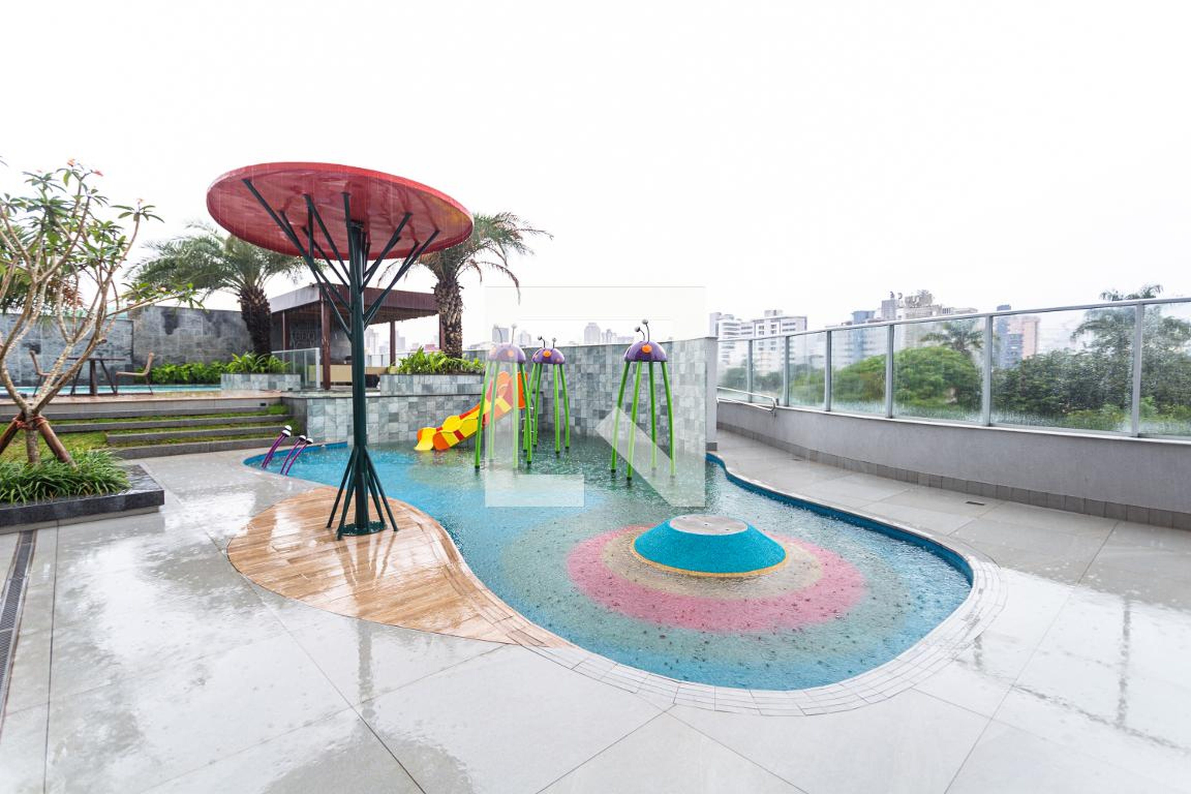 Piscina infantil - Edifício Oásis São Pedro